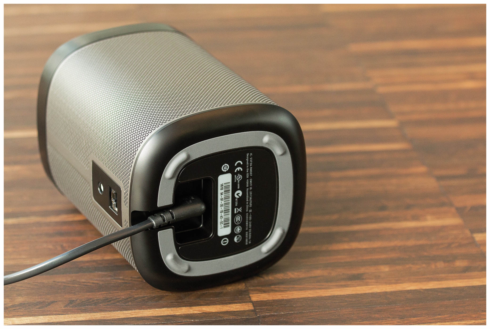 GOOBAY Euro-Netzkabel mit Doppelnutkupplung, schwarz, 1m, 90°, geeignet für SONOS PLAY 1 und 5 GOOBAY Euro-Netzkabel mit Doppelnutkupplung, schwarz, 1m, 90°, geeignet für SONOS PLAY 1 und 5