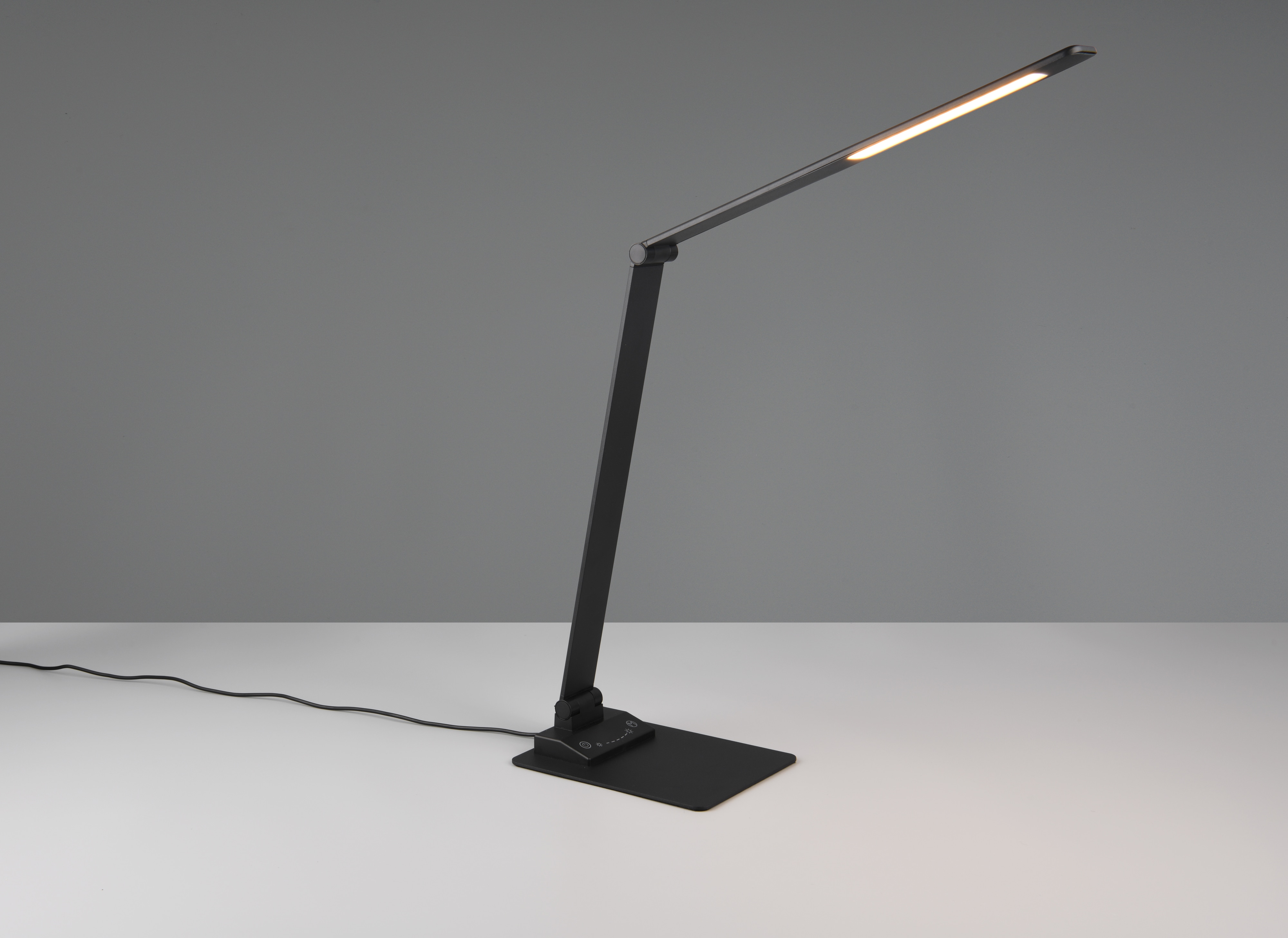 TRIO LED-Tischleuchte Travis 545310132 schwarz, 6,5 W, 650 lm, CCT TRIO LED-Tischleuchte Travis 545310132 schwarz, 6,5 W, 650 lm, CCT