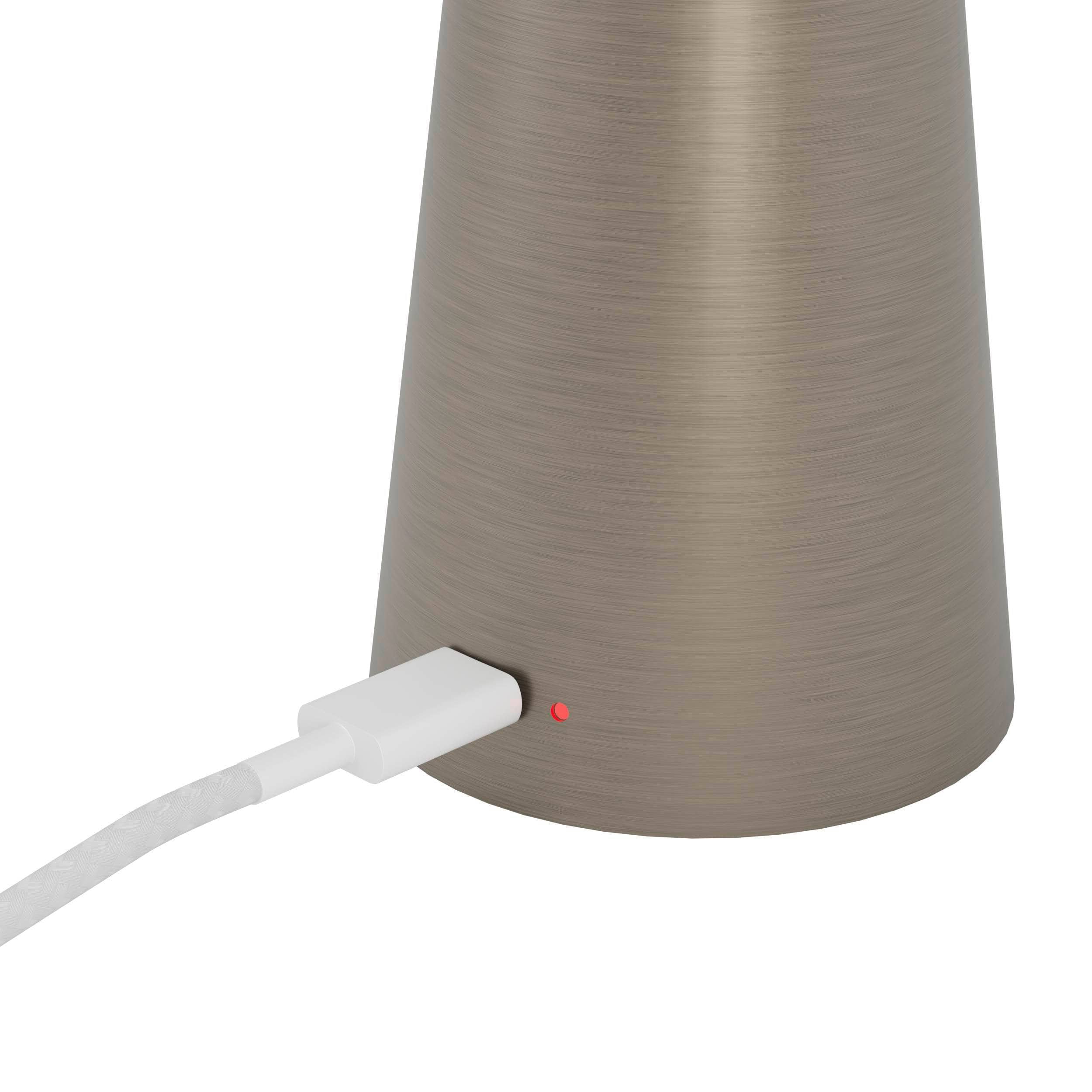 EGLO LED-Akku-Tischleuchte 900924 bronze, 2,8 W, 270 lm CCT, IP54 EGLO LED-Tischleuchte 900924 bronze, 2,8 W, 270 lm CCT, IP54