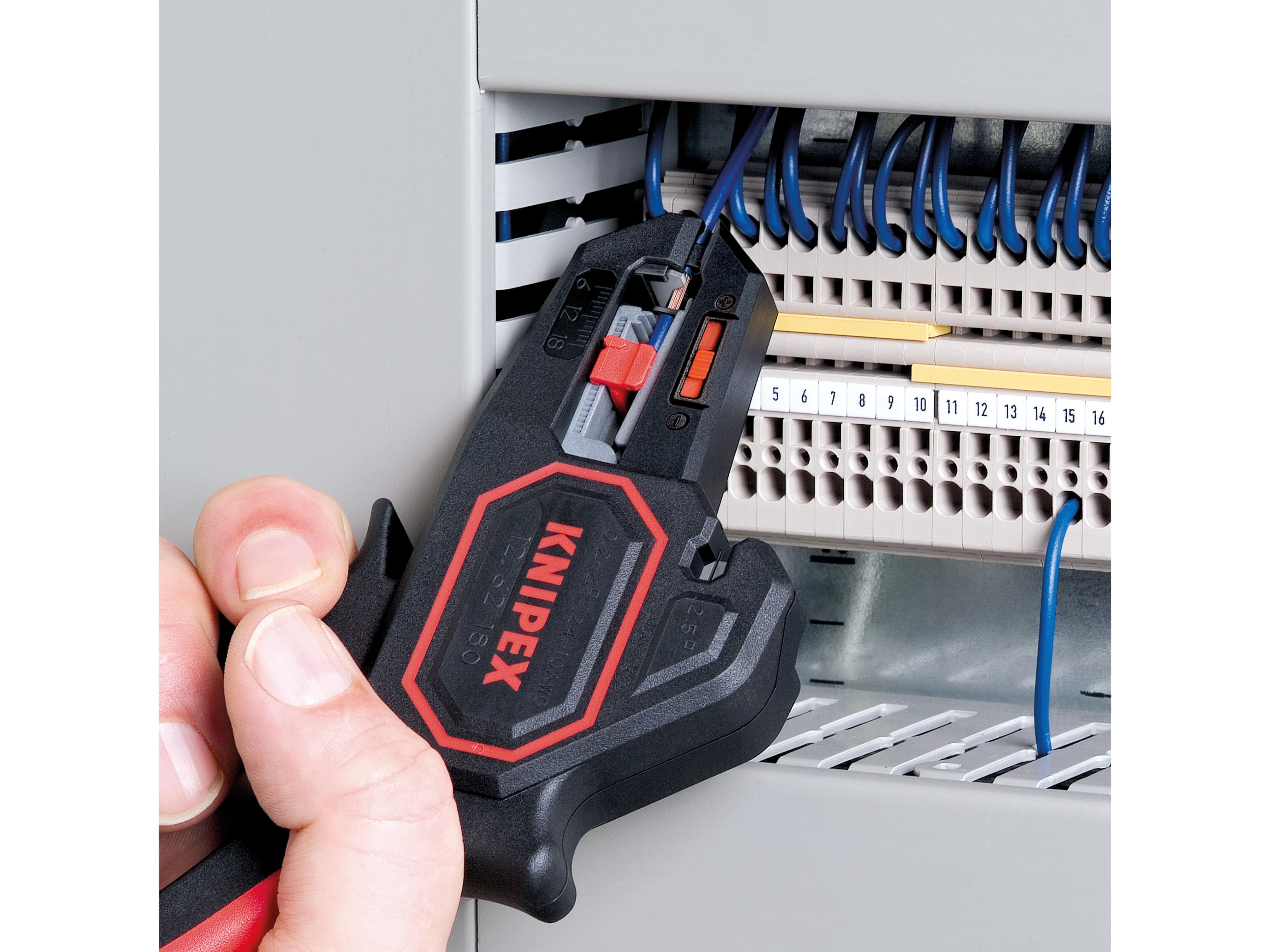 KNIPEX Automatische Abisolierzange, 12 62 180 KNIPEX Automatische Abisolierzange, 12 62 180