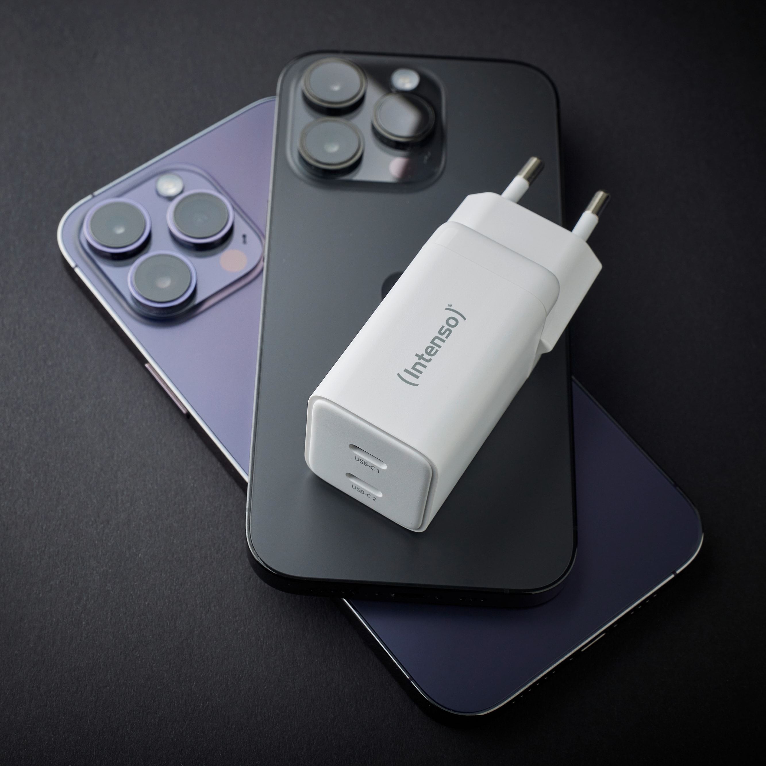 INTENSO USB-Ladegerät W40CC, 2 x USB-C, GAN, 40 Watt INTENSO USB-Ladegerät W40CC, 2 x USB-C, GAN, 40 Watt