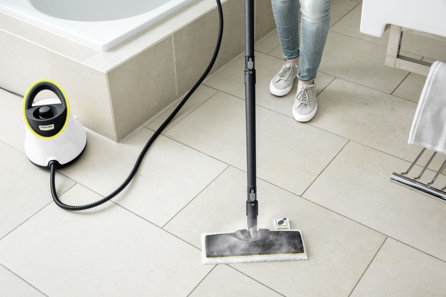 KÄRCHER Dampfreiniger SC 2 Deluxe EasyFix, 1500 W, weiß / schwarz KÄRCHER Dampfreiniger SC 2 Deluxe EasyFix, 1500 W, weiß / schwarz