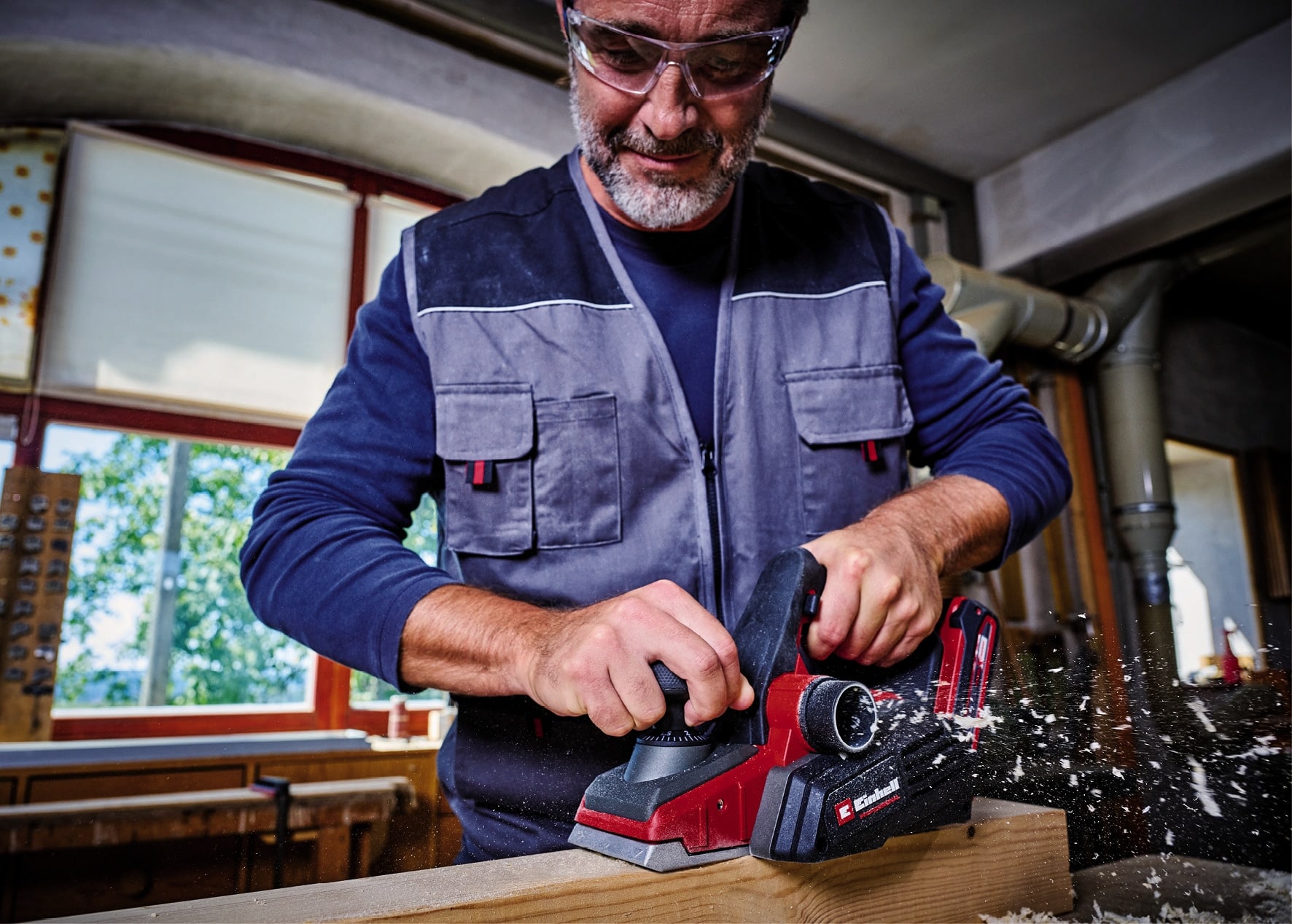 EINHELL PROFESSIONAL Akku-Hobel TP PL 18/3 Li BL Kit (1x 4,0 Ah) EINHELL Akku-Hobel TP PL 18/3 Li BL Kit (1x 4,0 Ah)