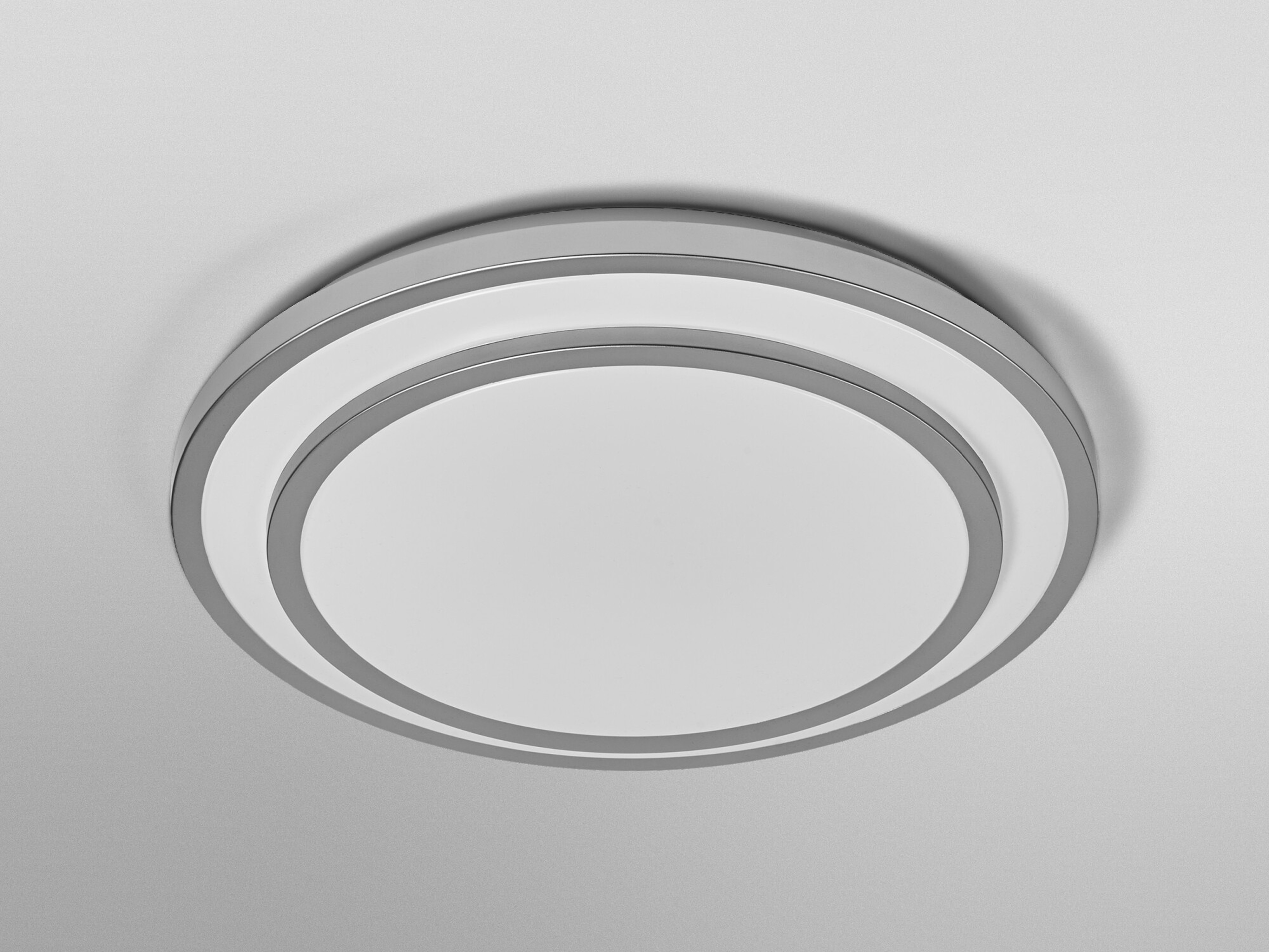 OSRAM LED-Deckenleuchte, 24W, 3000K, 1500lm, warmweiß, IP20, silber, Ø39 cm OSRAM LED-Deckenleuchte, 24W, 3000K, 1500lm, warmweiß, IP20, silber, Ø39 cm
