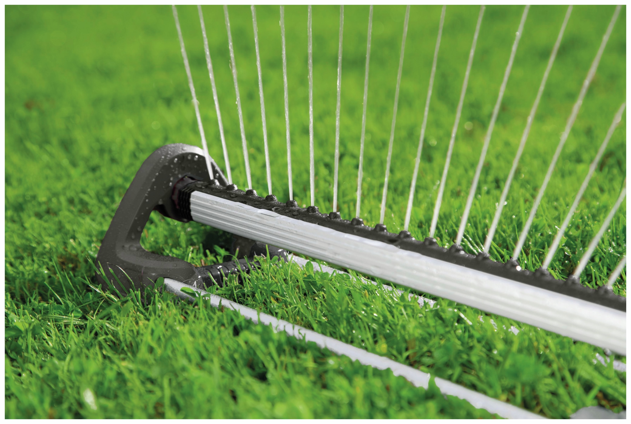 GARDENA Rasensprenger Aqua L 18704-20, Viereckregner