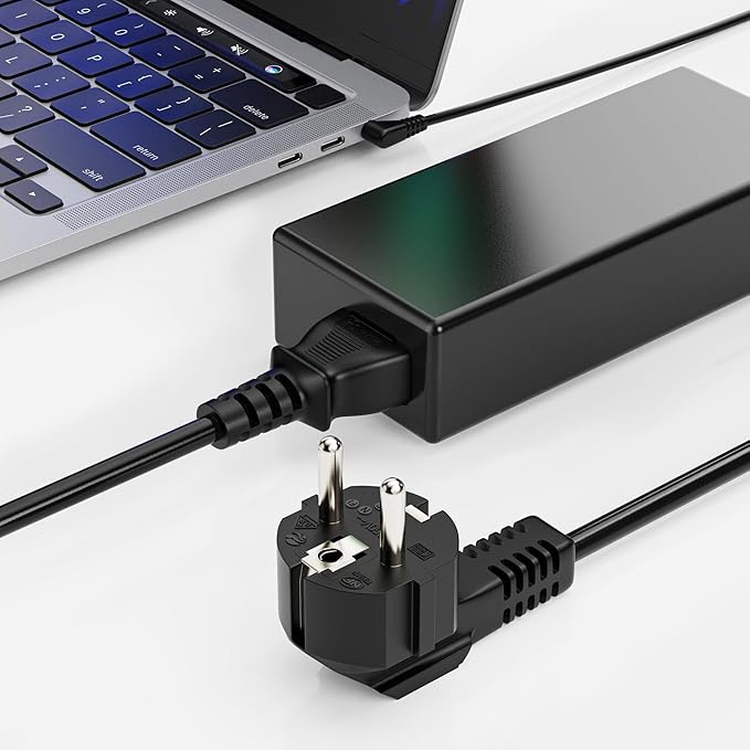 SONERO Netzkabel Schutzkontaktstecker, X-SKW-C13G-030B, 90°, schwarz, 3m SONERO Netzkabel Schutzkontaktstecker, X-SKW-C13G-030B, 90°, schwarz, 3m