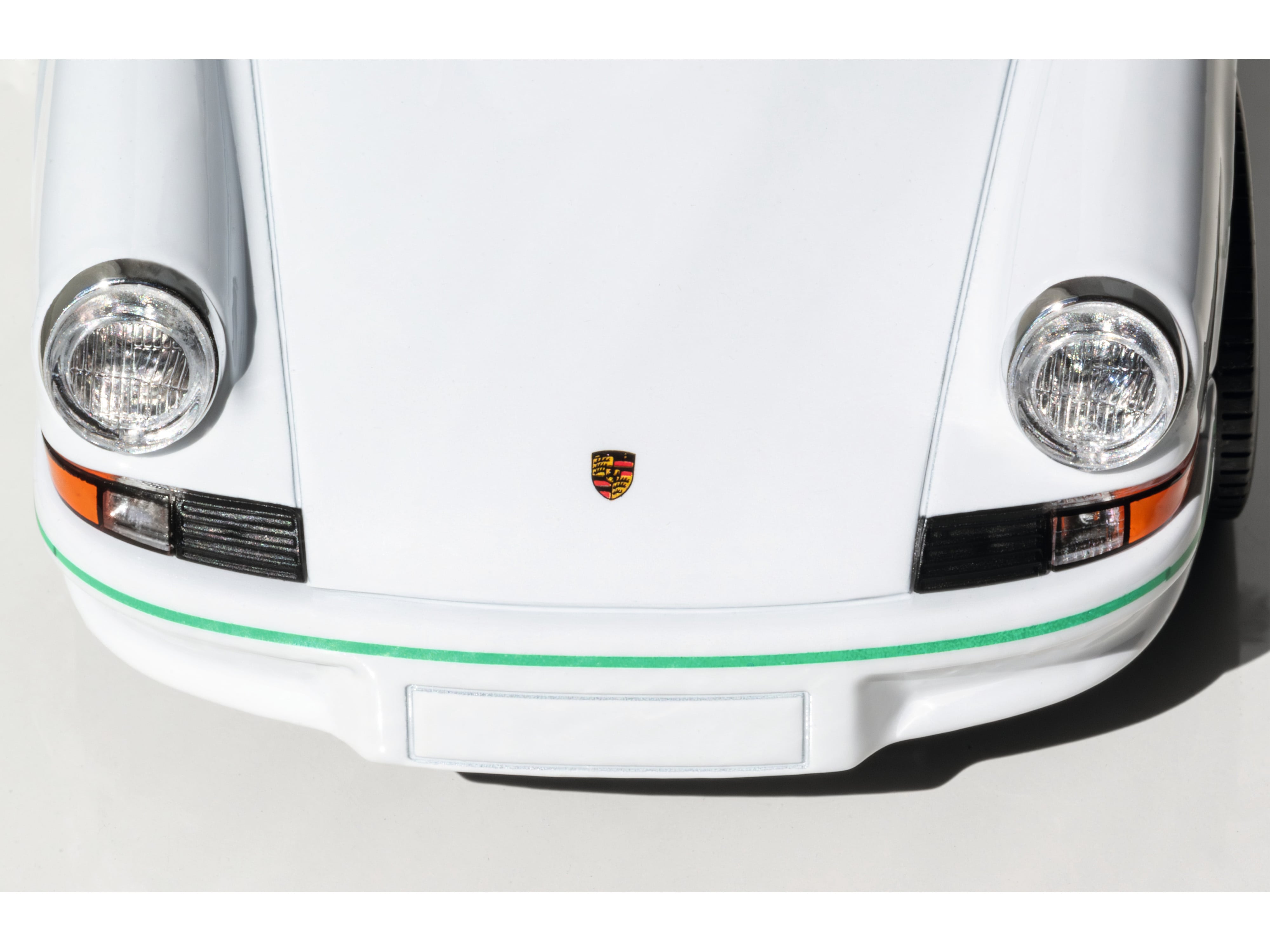 FRANZIS Build your Legend: Porsche 911 Carrera RS 2.7 FRANZIS Build your Legend: Porsche 911 Carrera RS 2.7