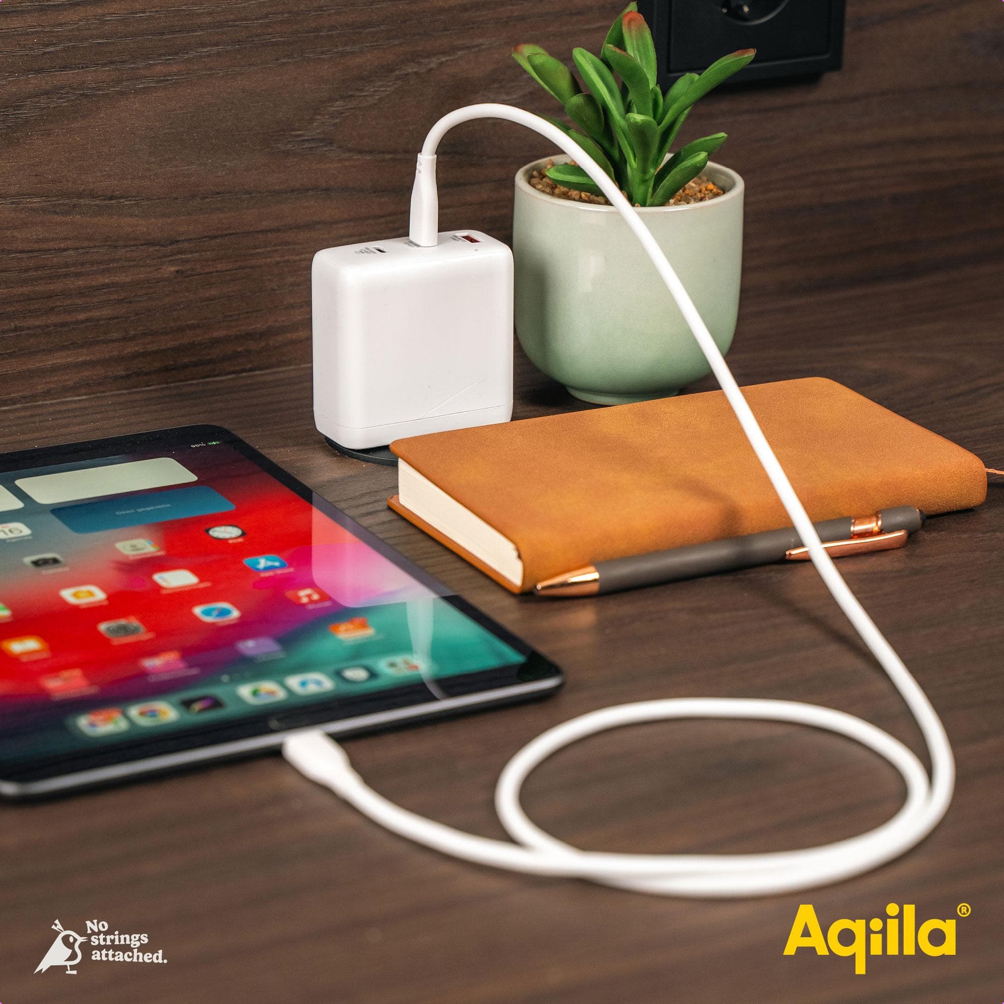 AQIILA USB-Lader Chargebird W3, 65 W, 3-fach, 2x USB-C, 1x USB-A AQIILA USB-Lader Chargebird W3, 65 W, 3-fach, 2x USB-C, 1x USB-A