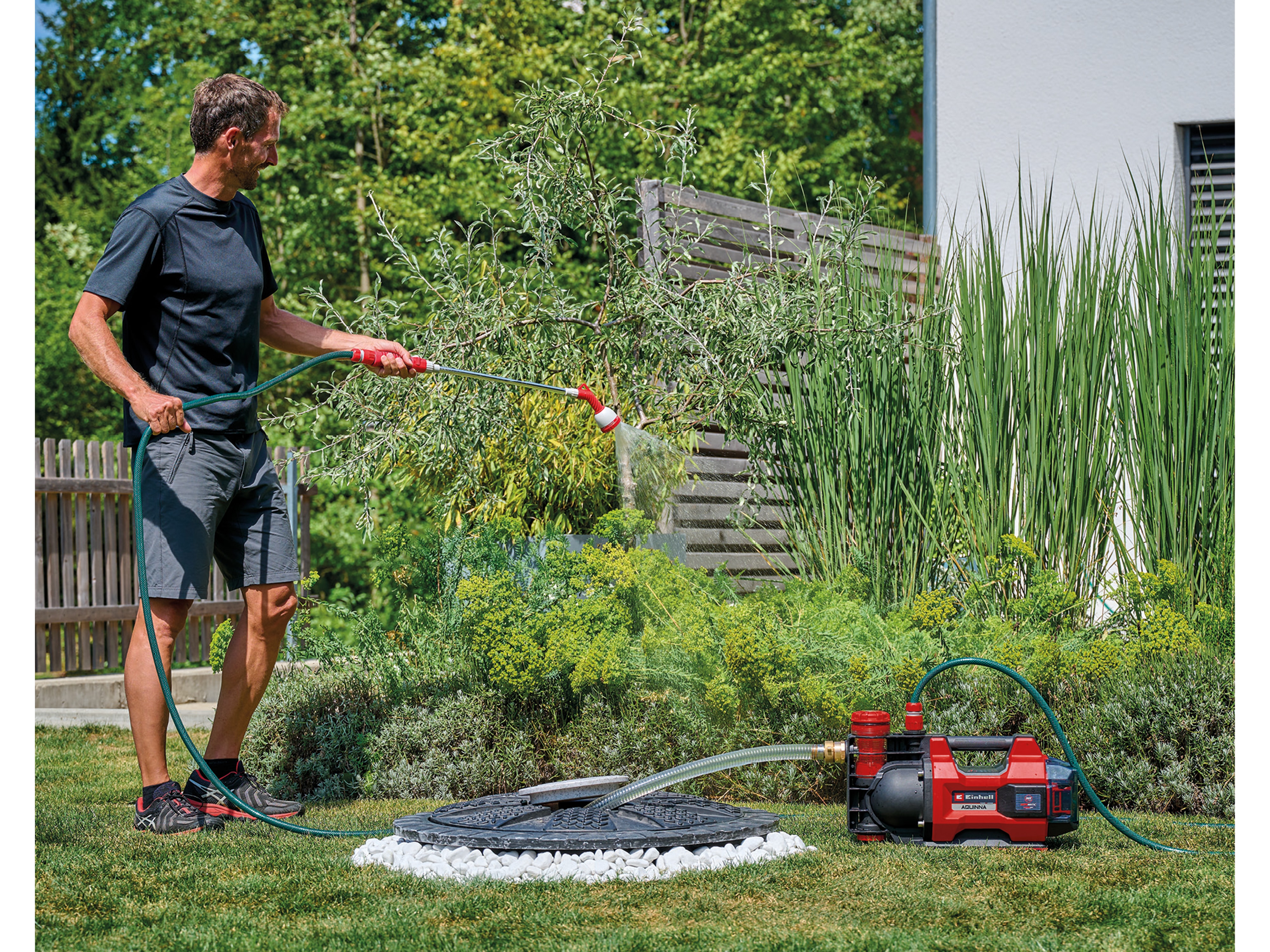 EINHELL Akku-Gartenpumpe Aquinna 36/38 F LED Automatic + 2x Starterset