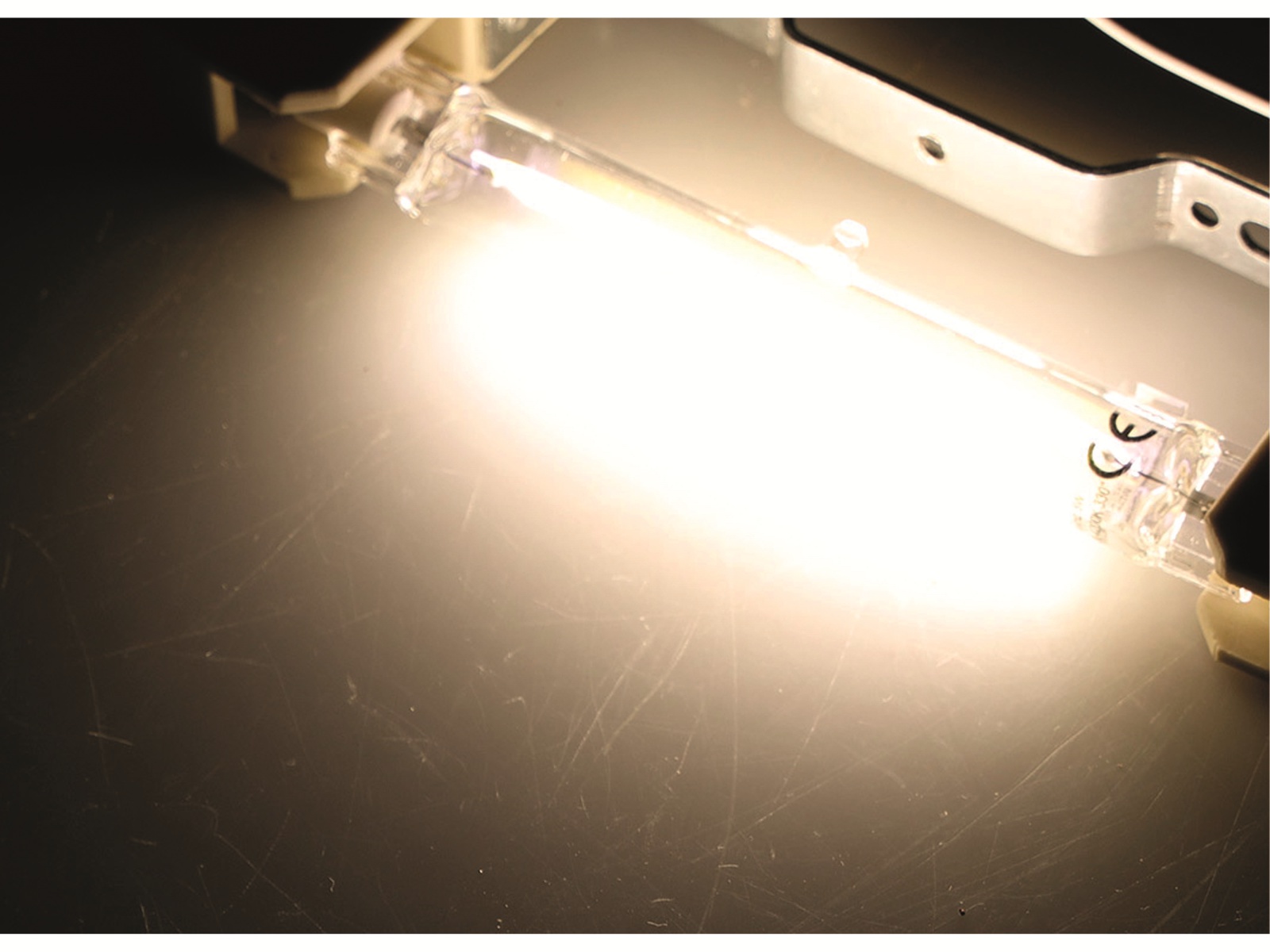 CHILITEC LED-Lampe R7s, EEK: E, 8 W, 950 lm, 4200 K, neutralweiß, COB, 118 mm CHILITEC LED-Lampe R7s, EEK: E, 8 W, 950 lm, 4200 K, neutralweiß, COB, 118 mm