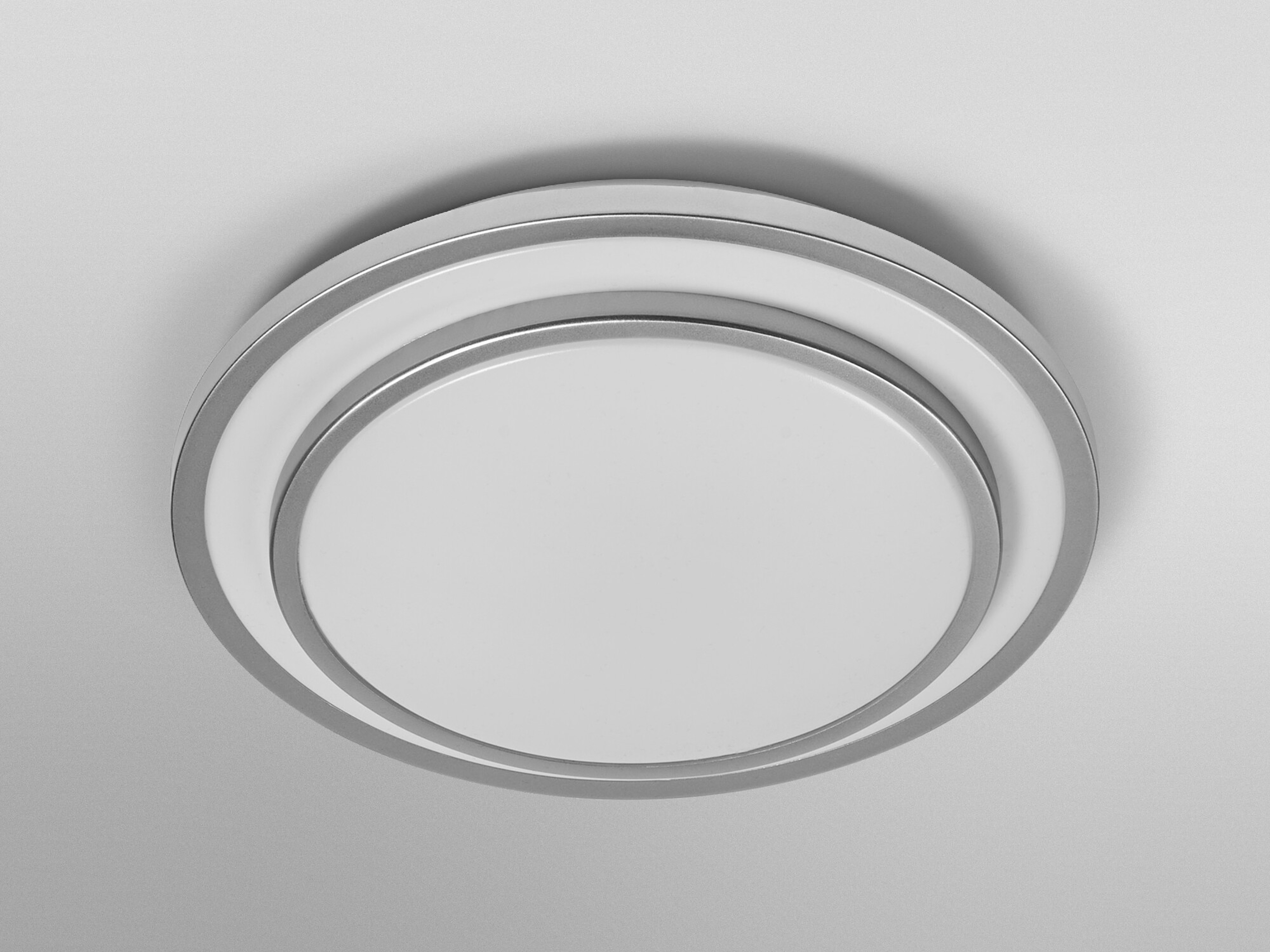 OSRAM LED-Deckenleuchte, 16W, 3000K, 1000lm, warmweiß, IP20, silber, Ø30 cm OSRAM LED-Deckenleuchte, 16W, 3000K, 1000lm, warmweiß, IP20, silber, Ø30 cm