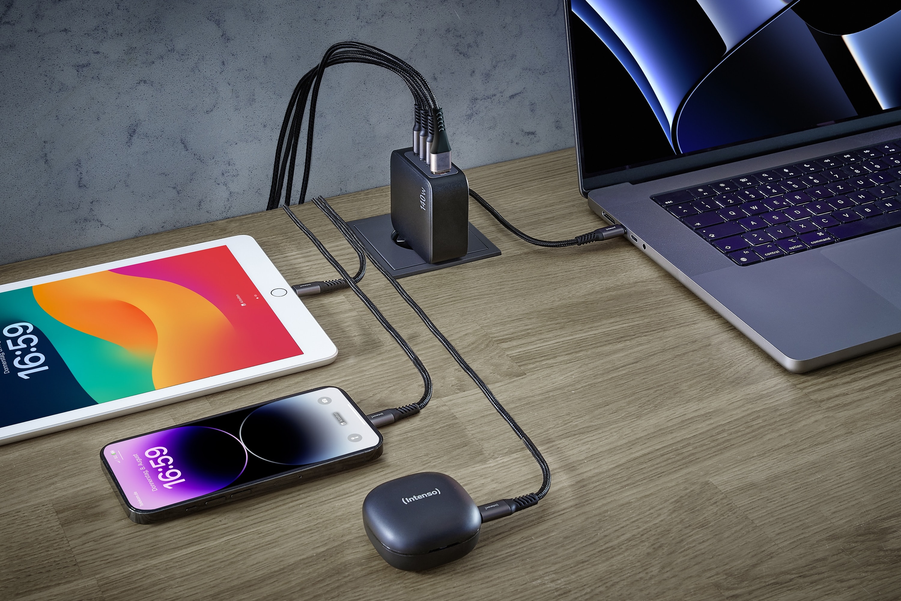 INTENSO USB-Lader 7814010, 140 W, 4-fach, 3xUSB-C, 1xUSB-A, GaN, schwarz INTENSO USB-Lader 7814010, 140 W, 4-fach, 3xUSB-C, 1xUSB-A, GaN, schwarz