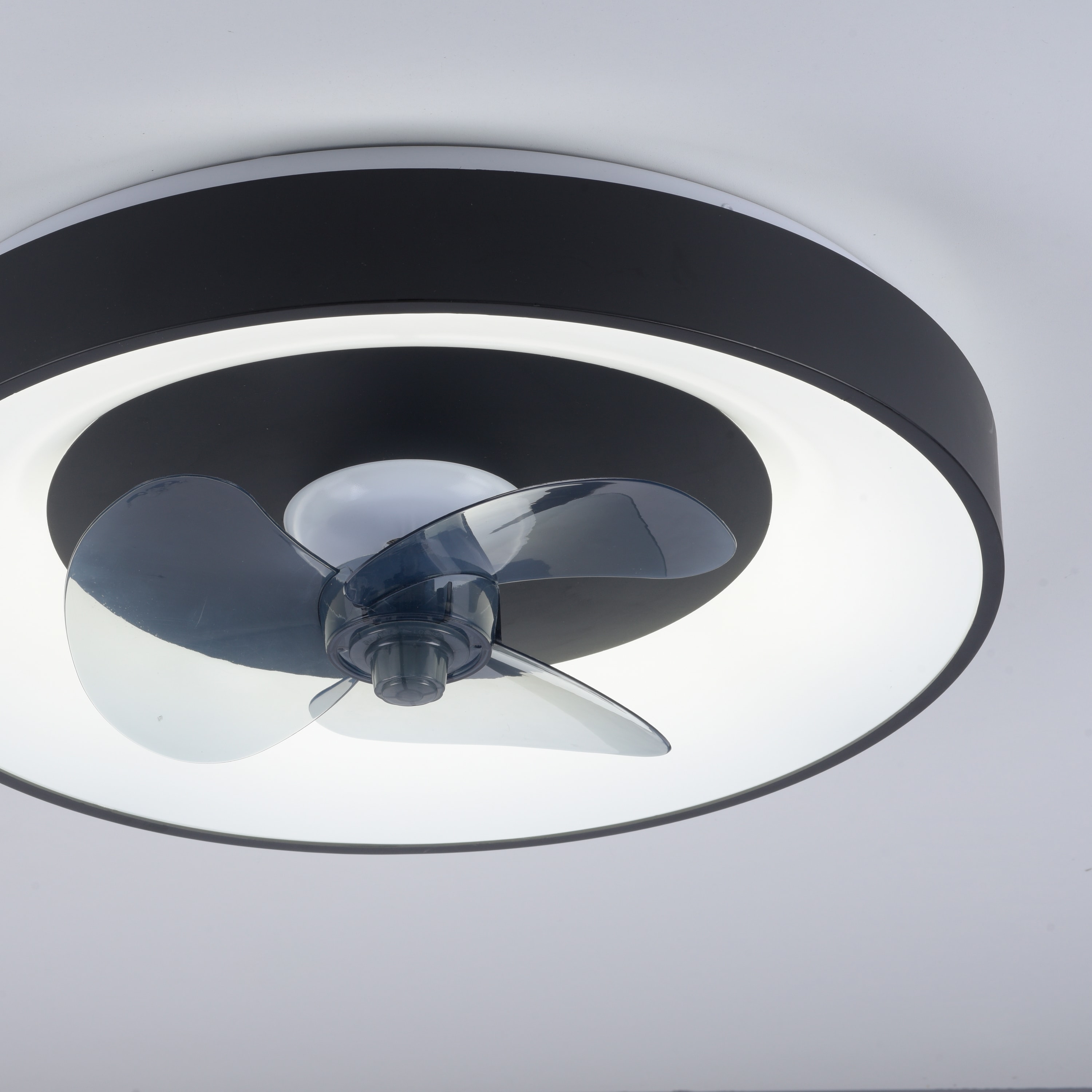JUST LIGHT LED-Deckenleuchte Venika, mit Ventilator, 36 W, 4250lm, CCT, Ø 48,6 cm JUST LIGHT LED-Deckenleuchte Venika, mit Ventilator, 36 W, 4250lm, CCT, Ø 48,6 cm