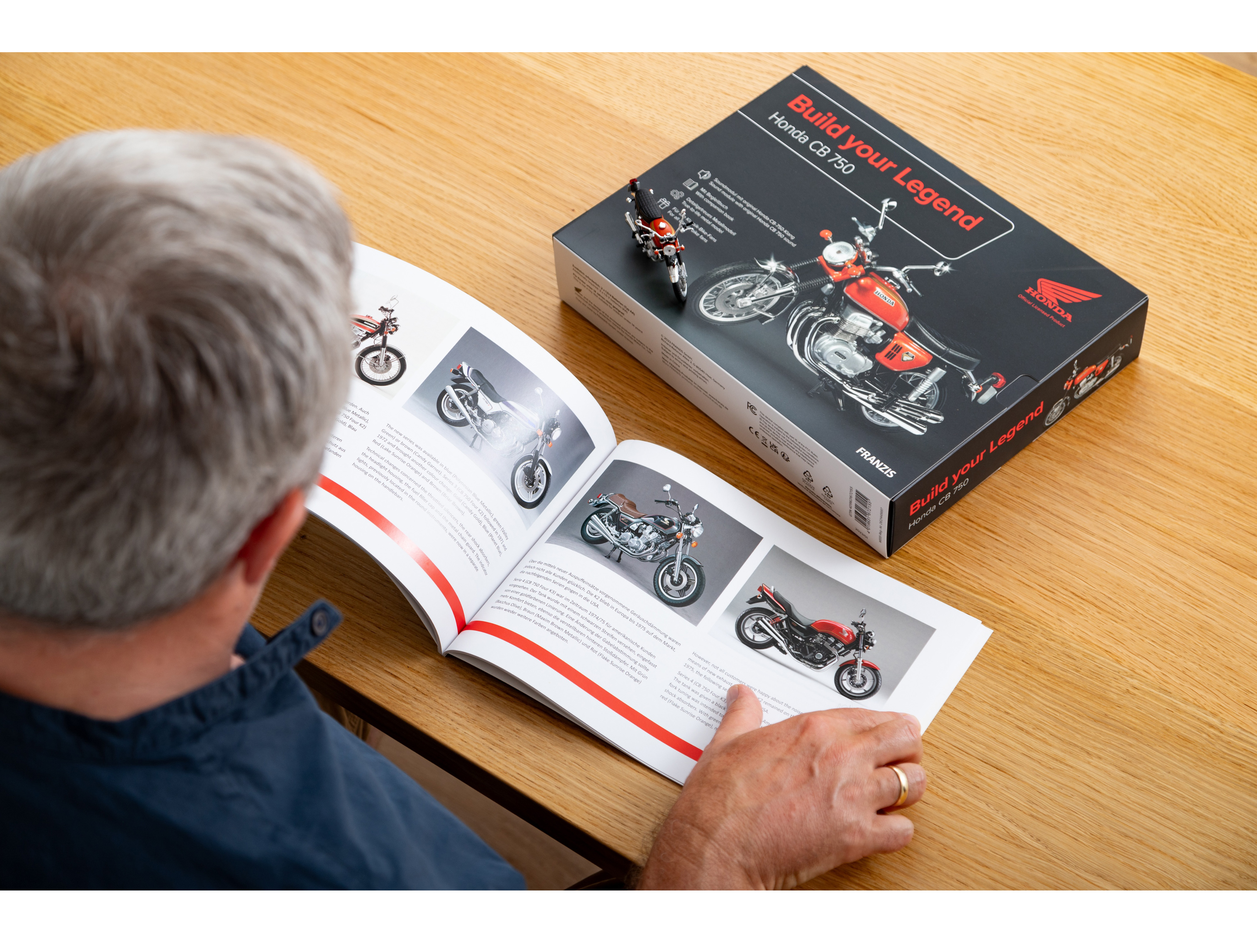FRANZIS Build your Legend: Honda CB 750 FRANZIS Build your Legend: Honda CB 750