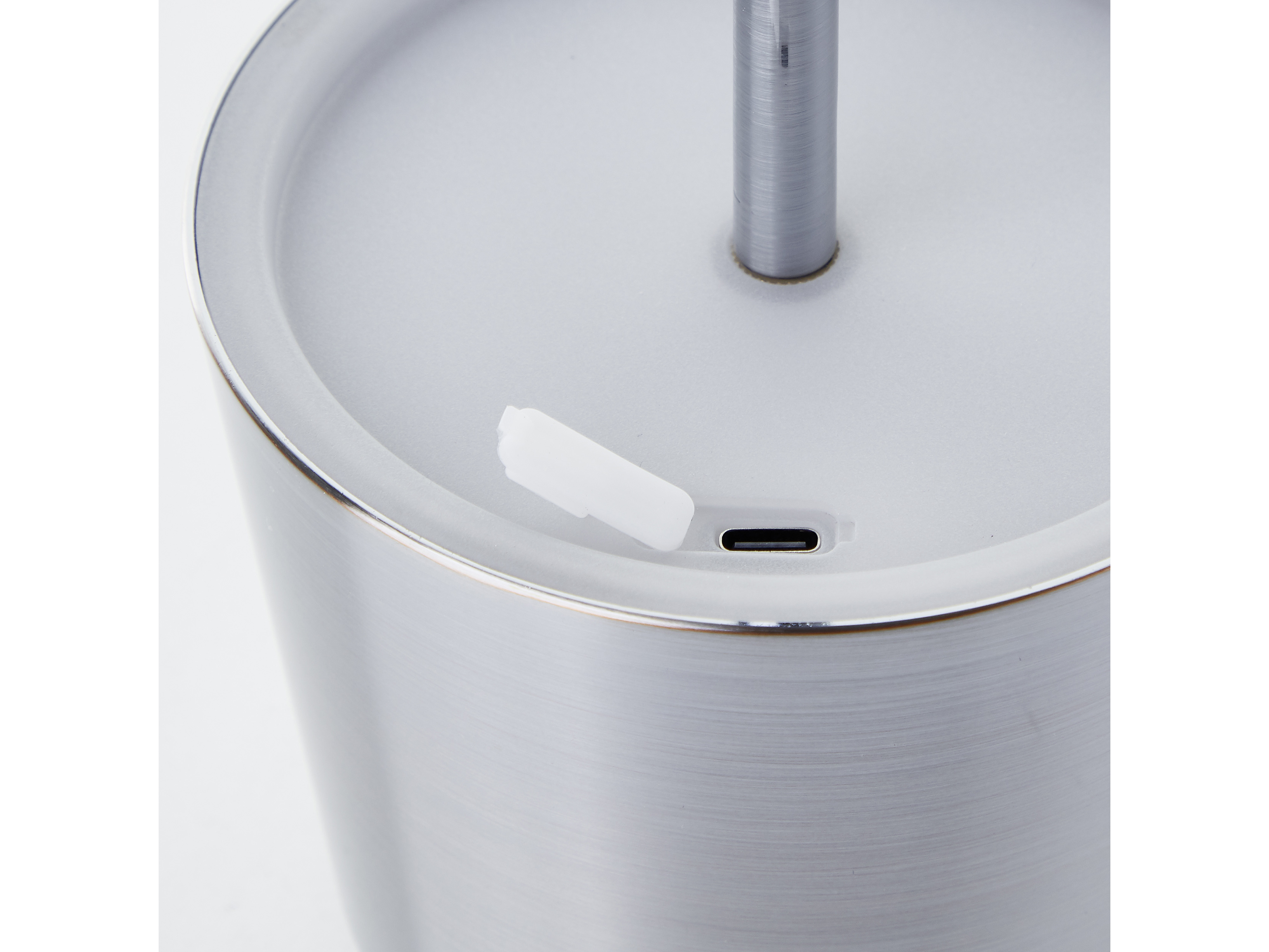 BRILLIANT LED-Akku-Tischleuchte Xaana, 4W, 300lm, CCT, nickel-matt