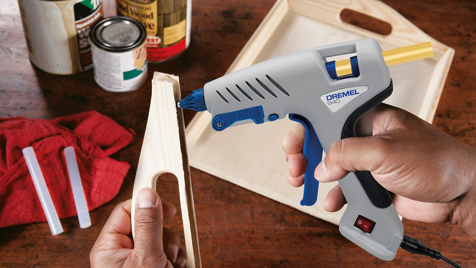 DREMEL Heißklebepistole, 940-3, F0130940JA DREMEL Heißklebepistole, 940-3, F0130940JA