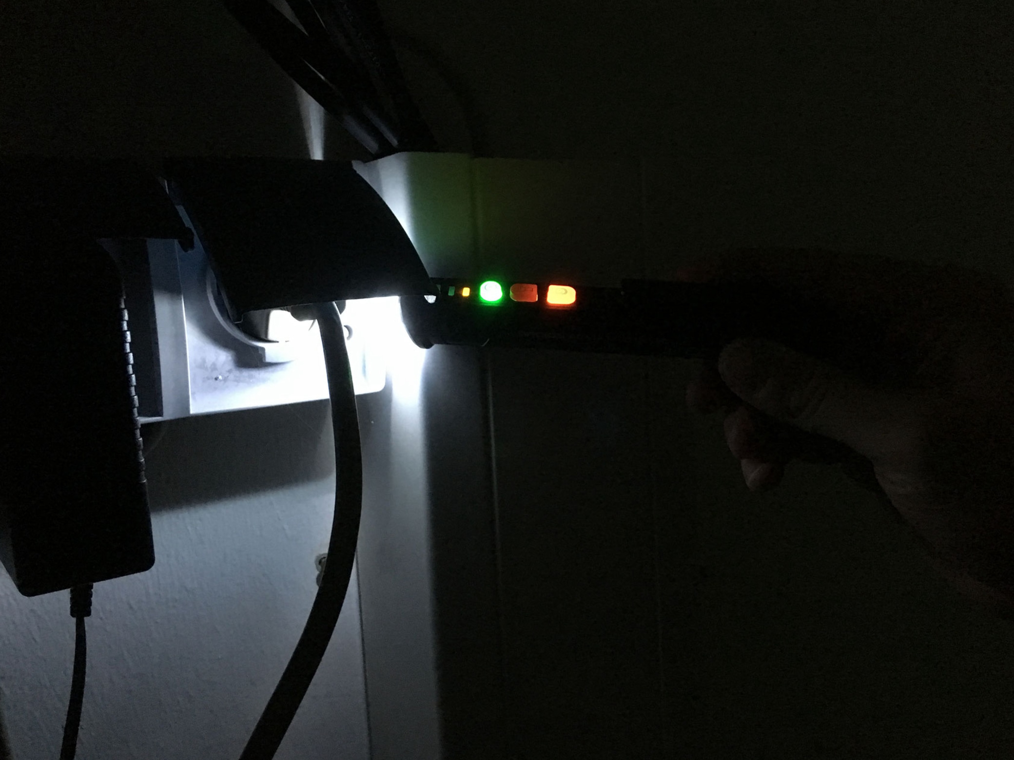 VA LABS Messgeräte-Set, Steckdosentester + Spannungsprüfer VA LABS Messgeräte-Set, Steckdosentester + Spannungsprüfer