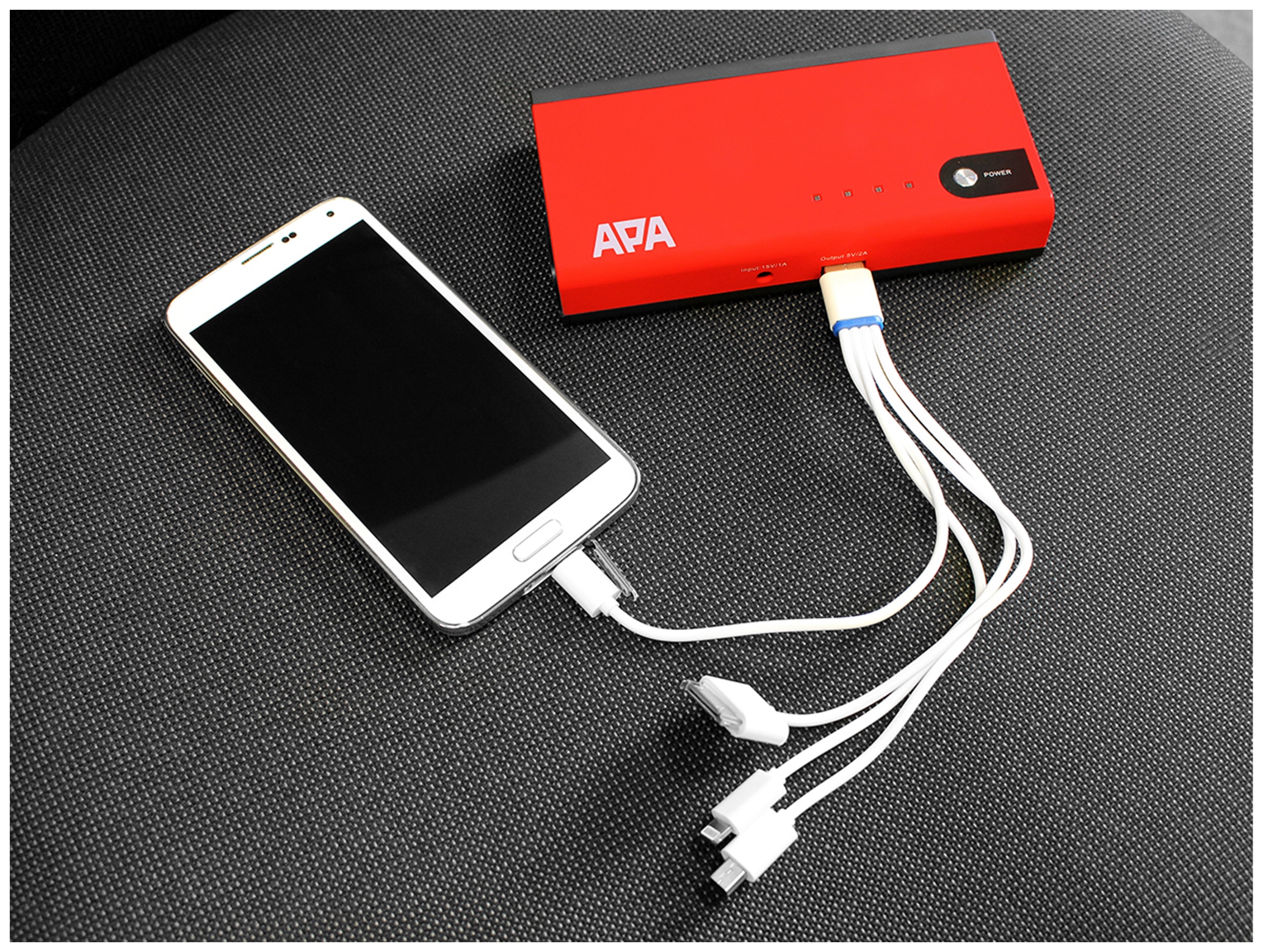 APA Jumpstarter 16480, Lithium Ionen, 11.000 mAh APA Jumpstarter 16480, Lithium Ionen, 11.000 mAh