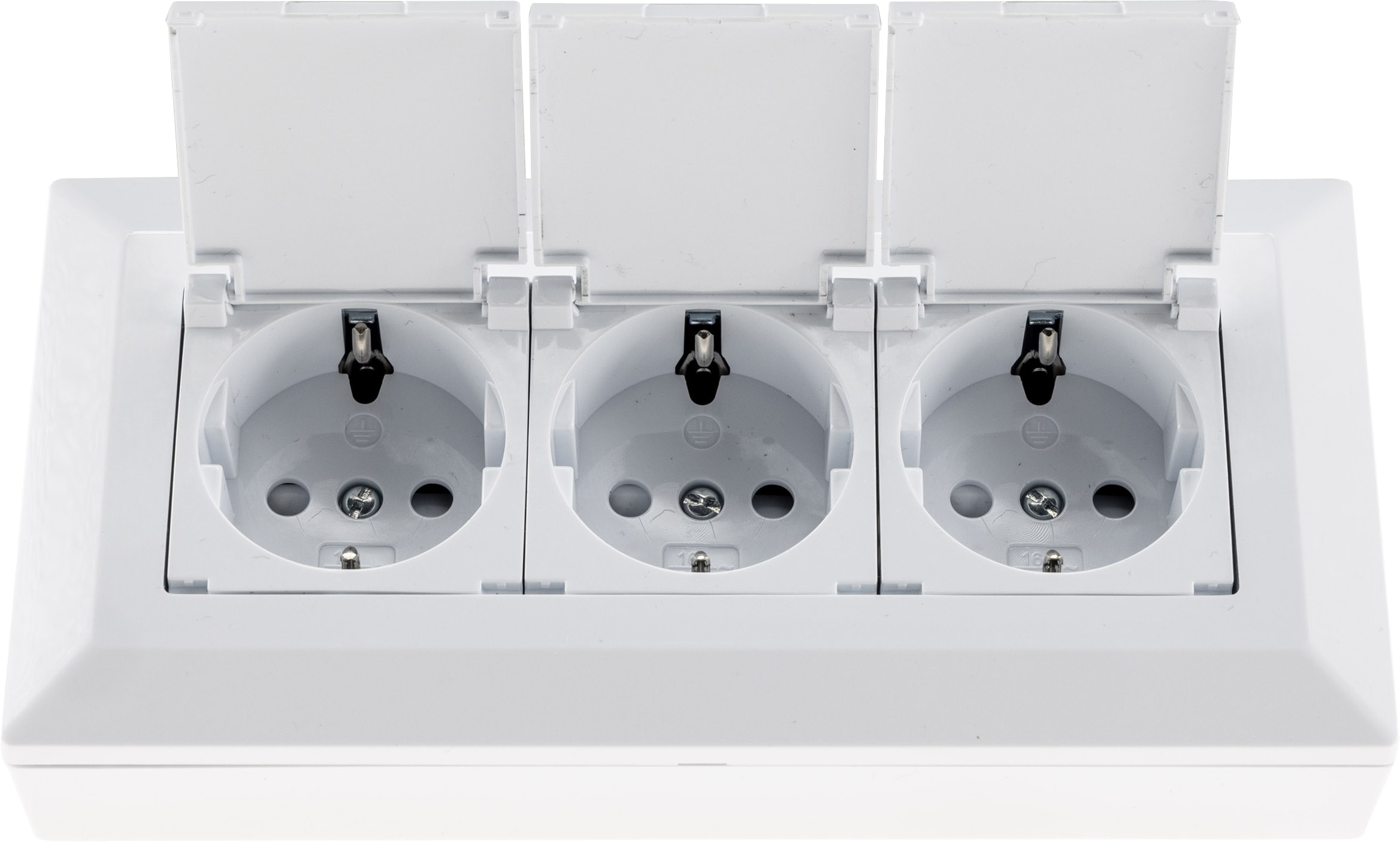 CHILITEC Steckdosenblock 23930, 3-fach, mit Schutzklappen, 250V/16A, weiß CHILITEC Steckdosenblock 23930, 3-fach, mit Schutzklappen, 250V/16A, weiß