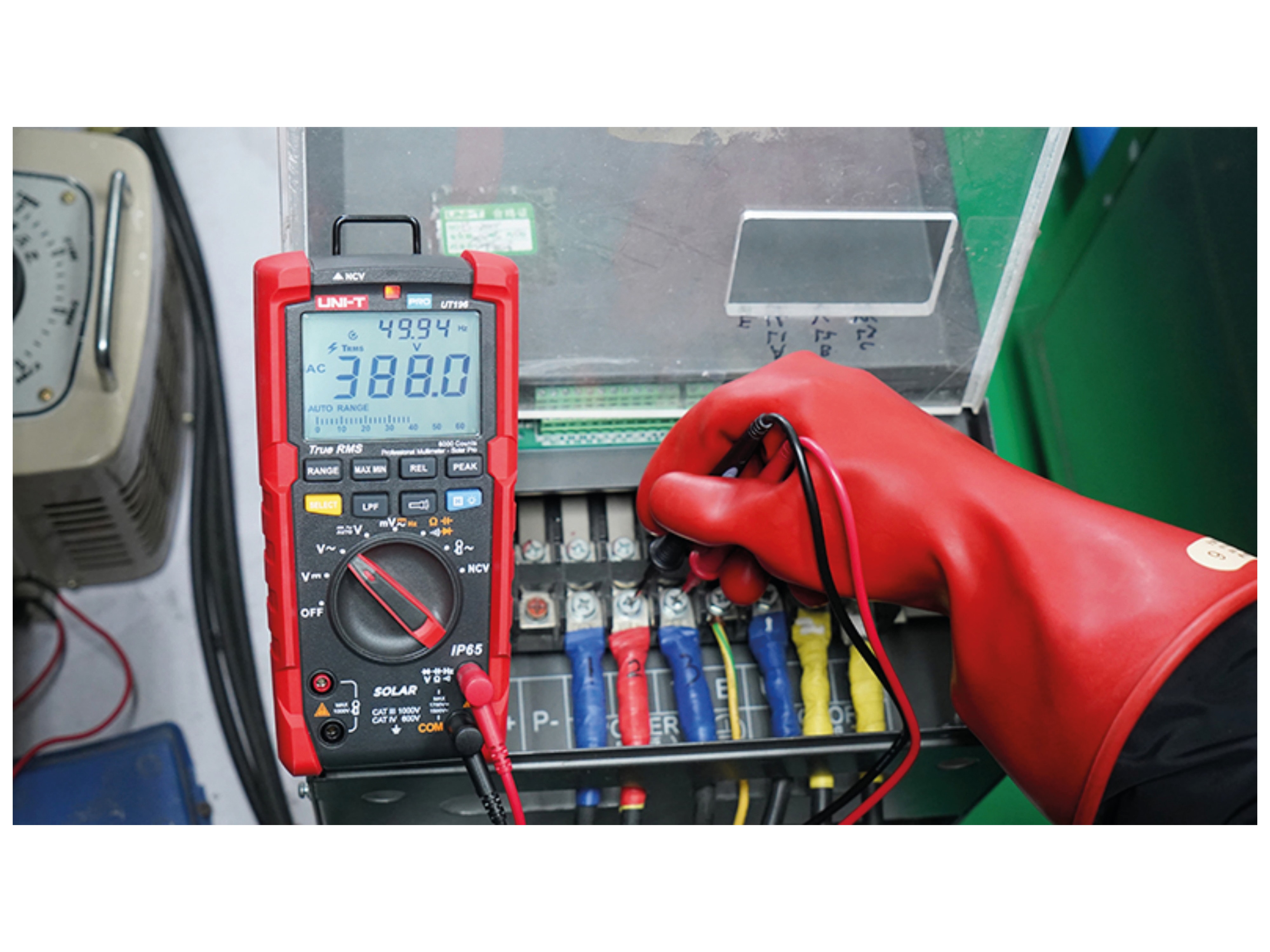 UNI-T True RMS Solar-Multimeter UT196 UNI-T True RMS Solar-Multimeter UT196