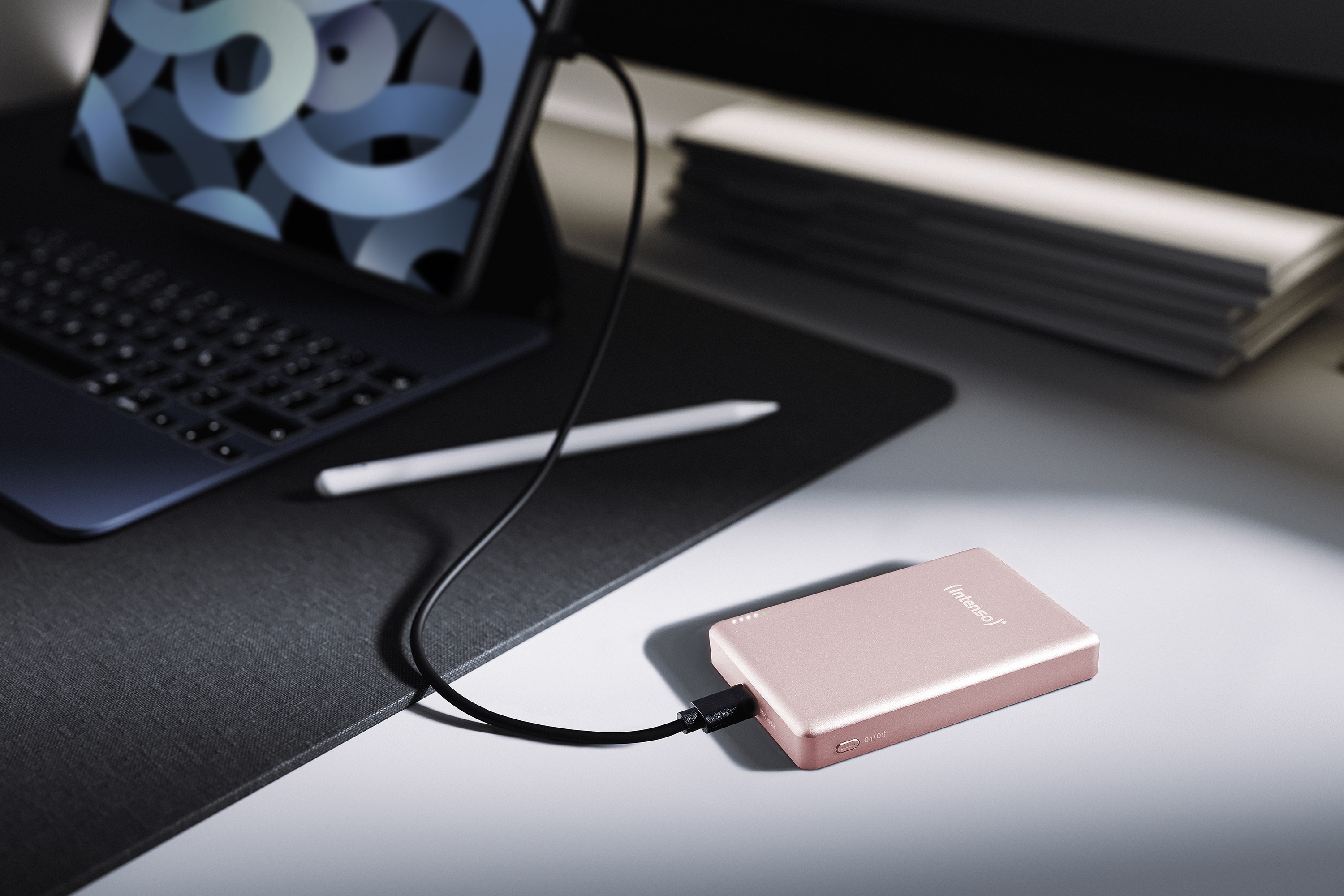 INTENSO Powerbank Magnetic Wireless, MW 10000, rose INTENSO Powerbank Magnetic Wireless, MW 10000, rose
