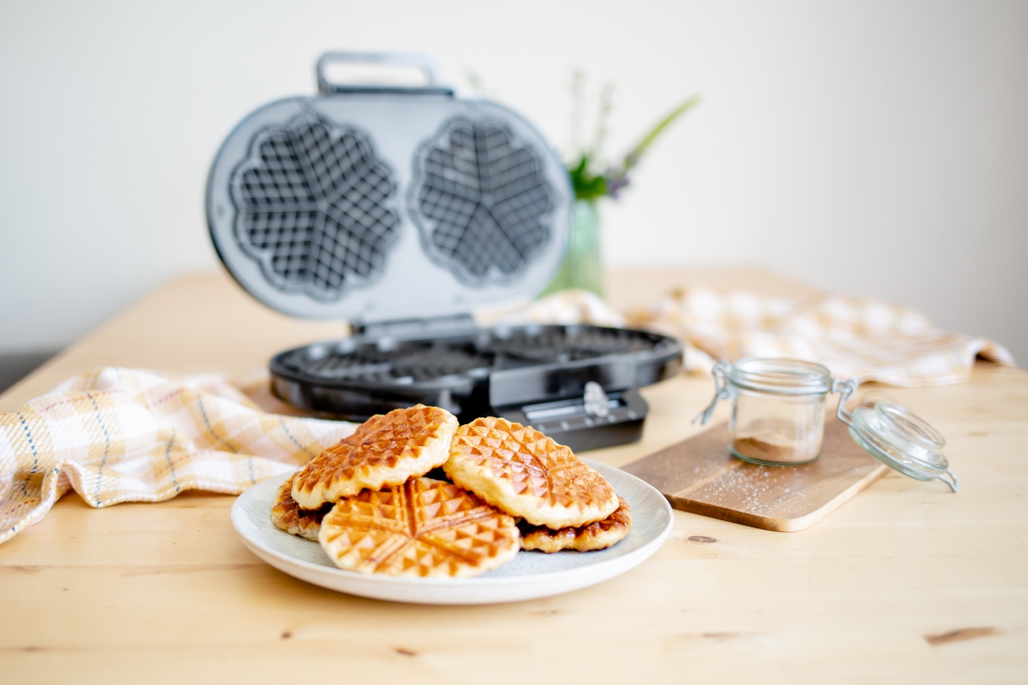 STEBA Doppel Waffeleisen WE 2, 2x5 Herzwaffeln, Ø15,5cm, antihaftbeschichtung STEBA Doppel Waffeleisen WE 2, 2x5 Herzwaffeln, Ø15,5cm, antihaftbeschichtung