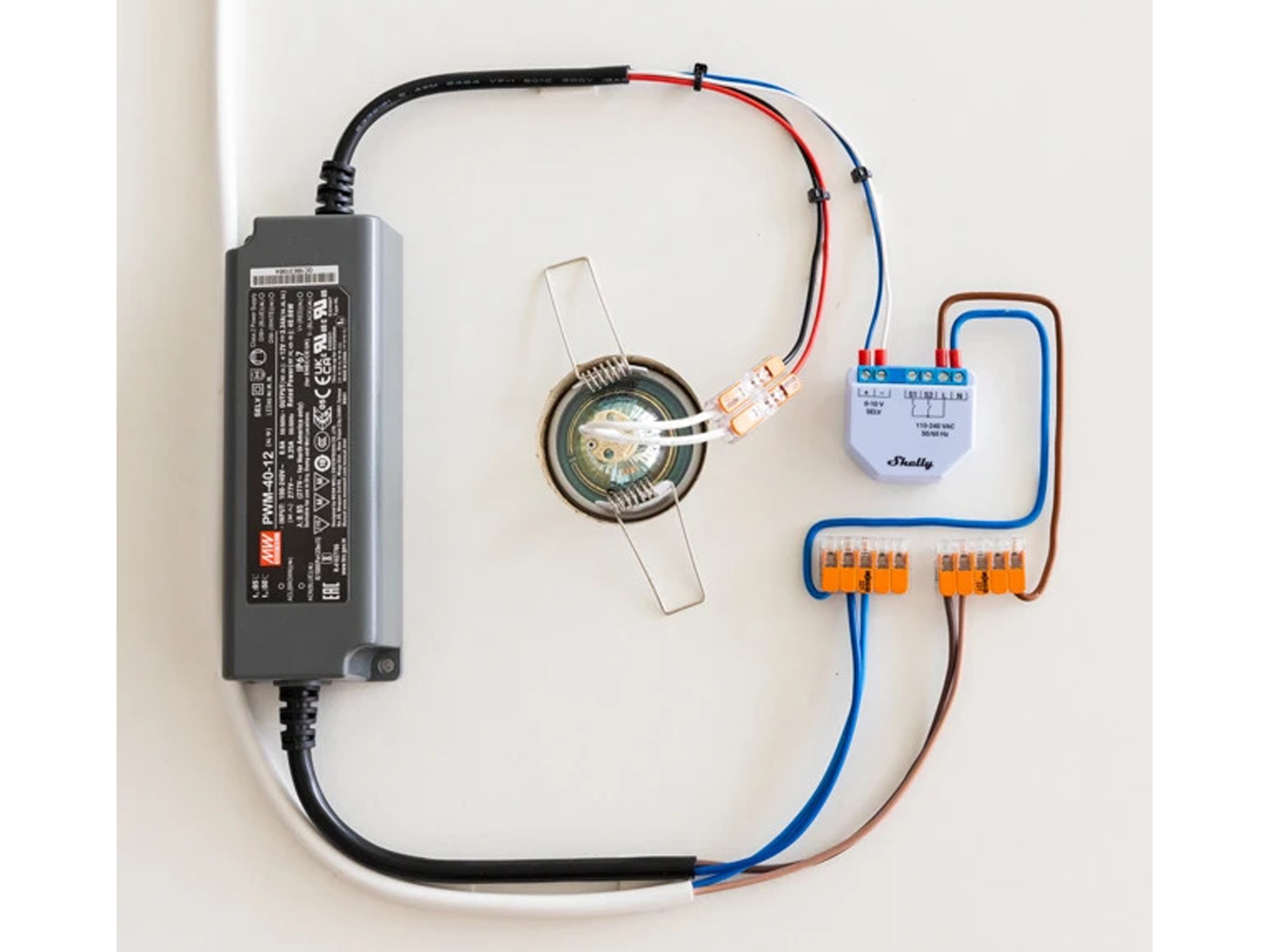 SHELLY WLAN-Unterputz Dimmer, 0...10 V SHELLY WLAN-Unterputz Dimmer, 0...10 V