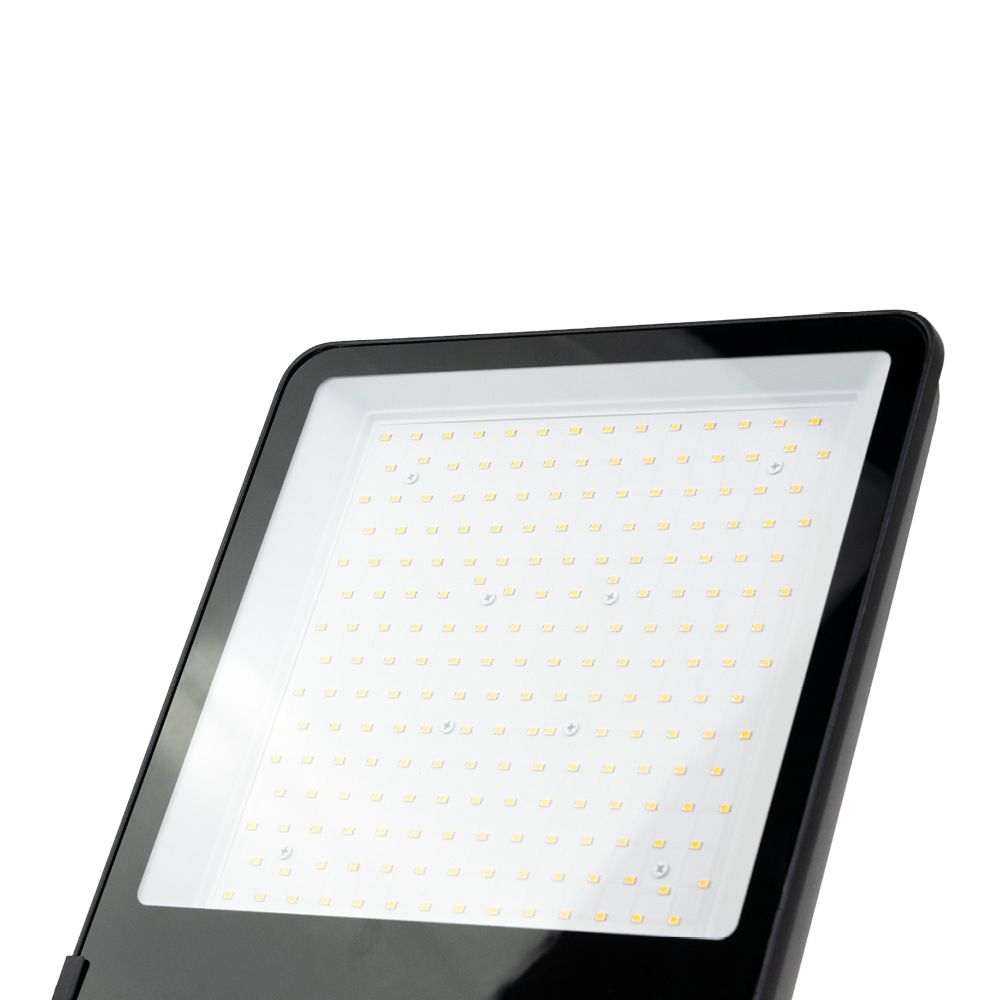 ENOVALITE LED-Fluter, EEK: E, 100W, 13000lm, 4000K, schwarz ENOVALITE LED-Fluter, EEK: E, 100W, 13000lm, 4000K, schwarz