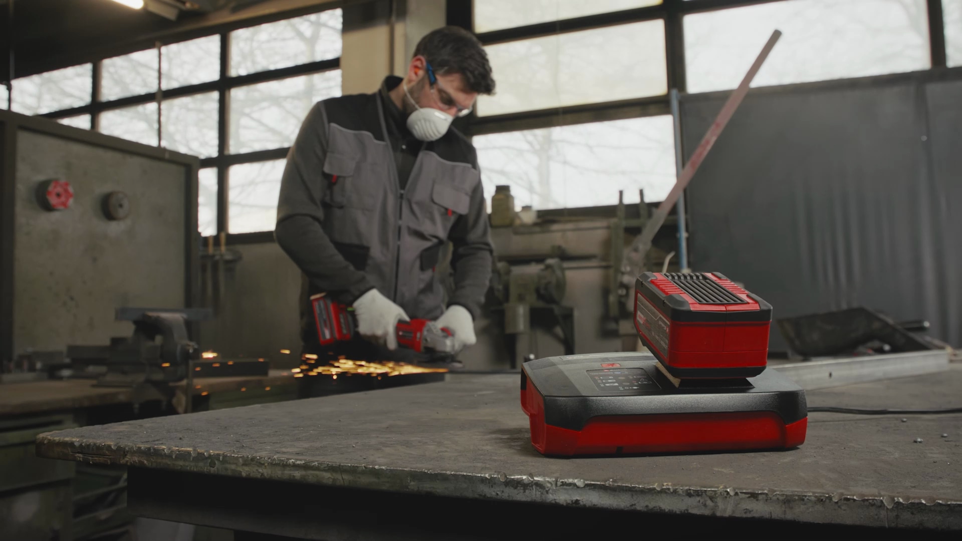 EINHELL Ladegerät PXC, 8 A, mit Power X-Boostfunktion EINHELL Ladegerät PXC, 8 A, mit Power X-Boostfunktion