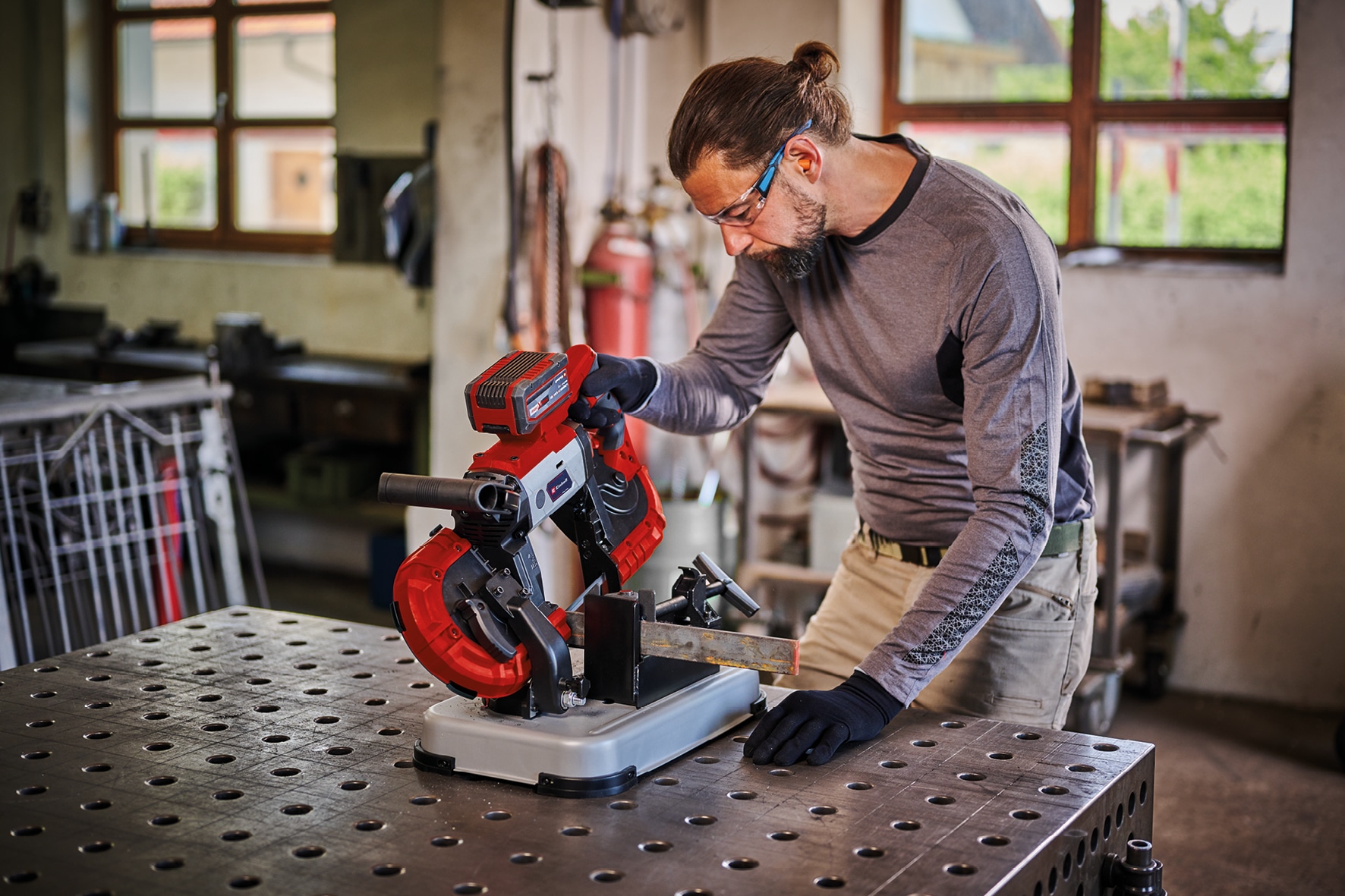 EINHELL Akku-Bandsäge TE-MB 18/127 U Li-Solo EINHELL Akku-Bandsäge TE-MB 18/127 U Li-Solo