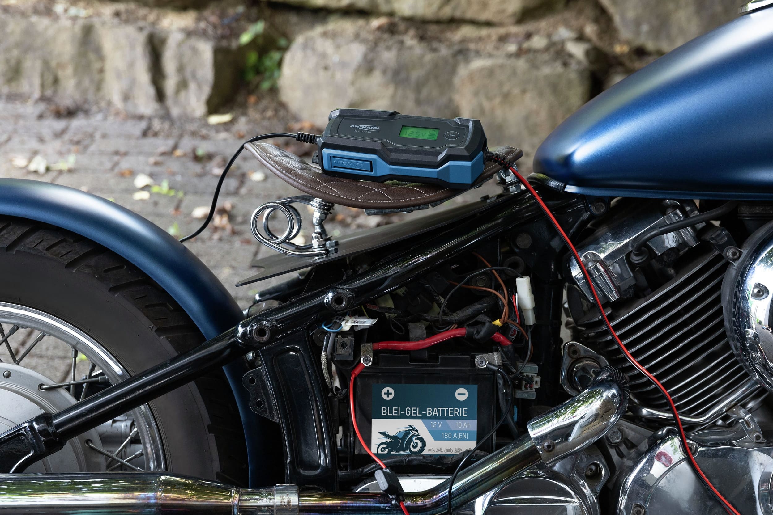 ANSMANN Autobatterie-Ladegerät, 1001-0144, Bleiladegerät, BC 6...12 V-, 4 A ANSMANN Autobatterie-Ladegerät, 1001-0144, Bleiladegerät, BC 6...12 V-, 4 A