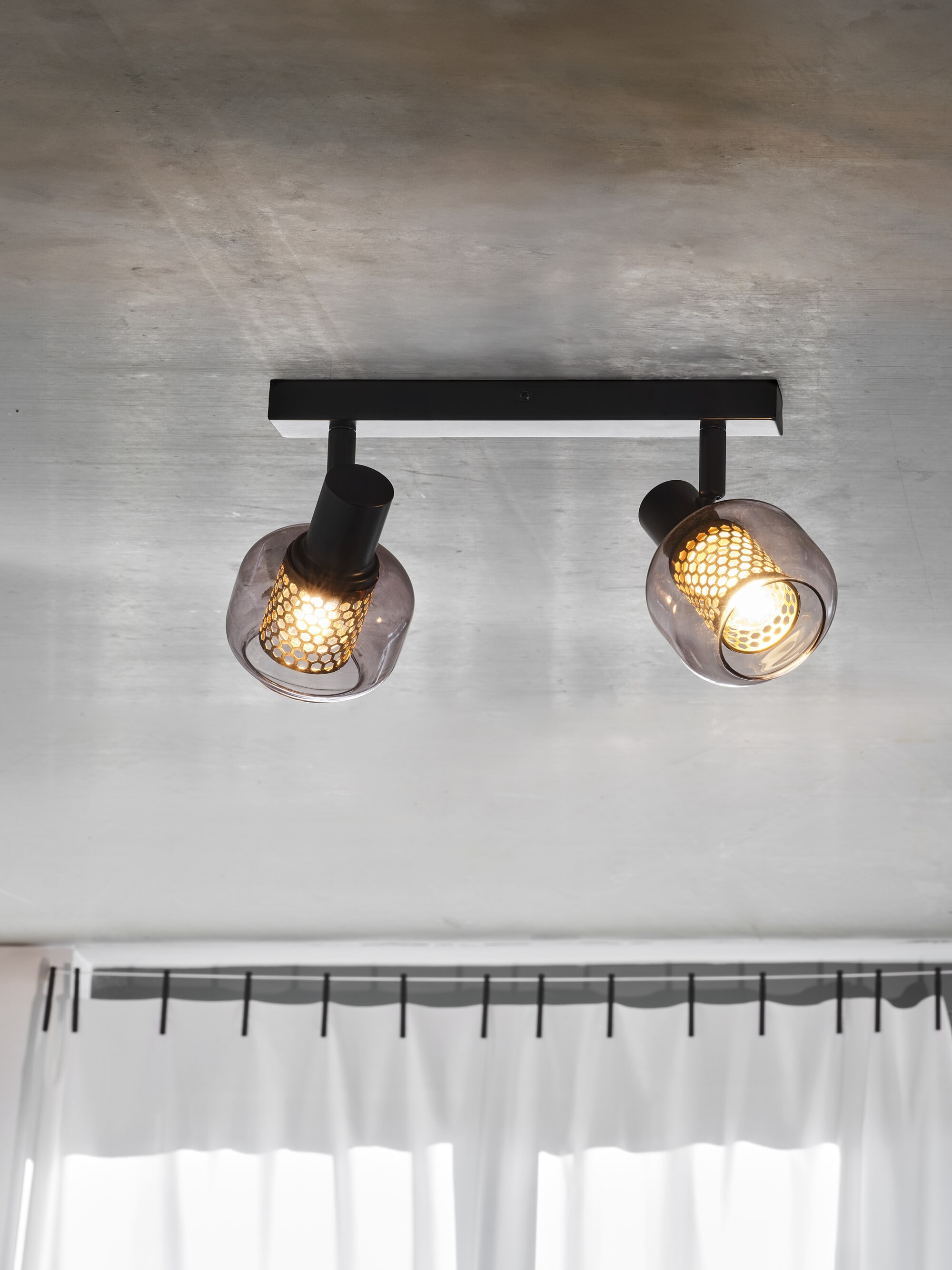 LEDVANCE LED-Deckenleuchte 4058075838031, 2 x E14, 5,6W, 500lm, 2700K, schwarz LEDVANCE Deckenanbau-Leuchte, 4058075838031, E14, schwarz