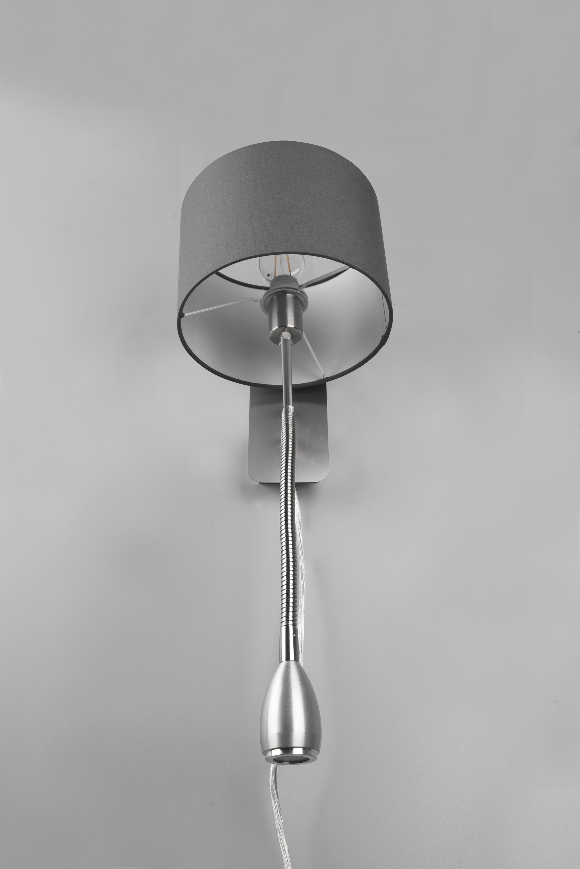 TRIO Wandleuchte Hotel 271170211 Nickel matt, Schirm grau, 1 x 3,1W LED, 310 lm, 3000K, 1 x E14 TRIO Wandleuchte Hotel 271170211 Nickel matt, Schirm grau, 1 x 3,1W LED, 310 lm, 3000K, 1 x E14