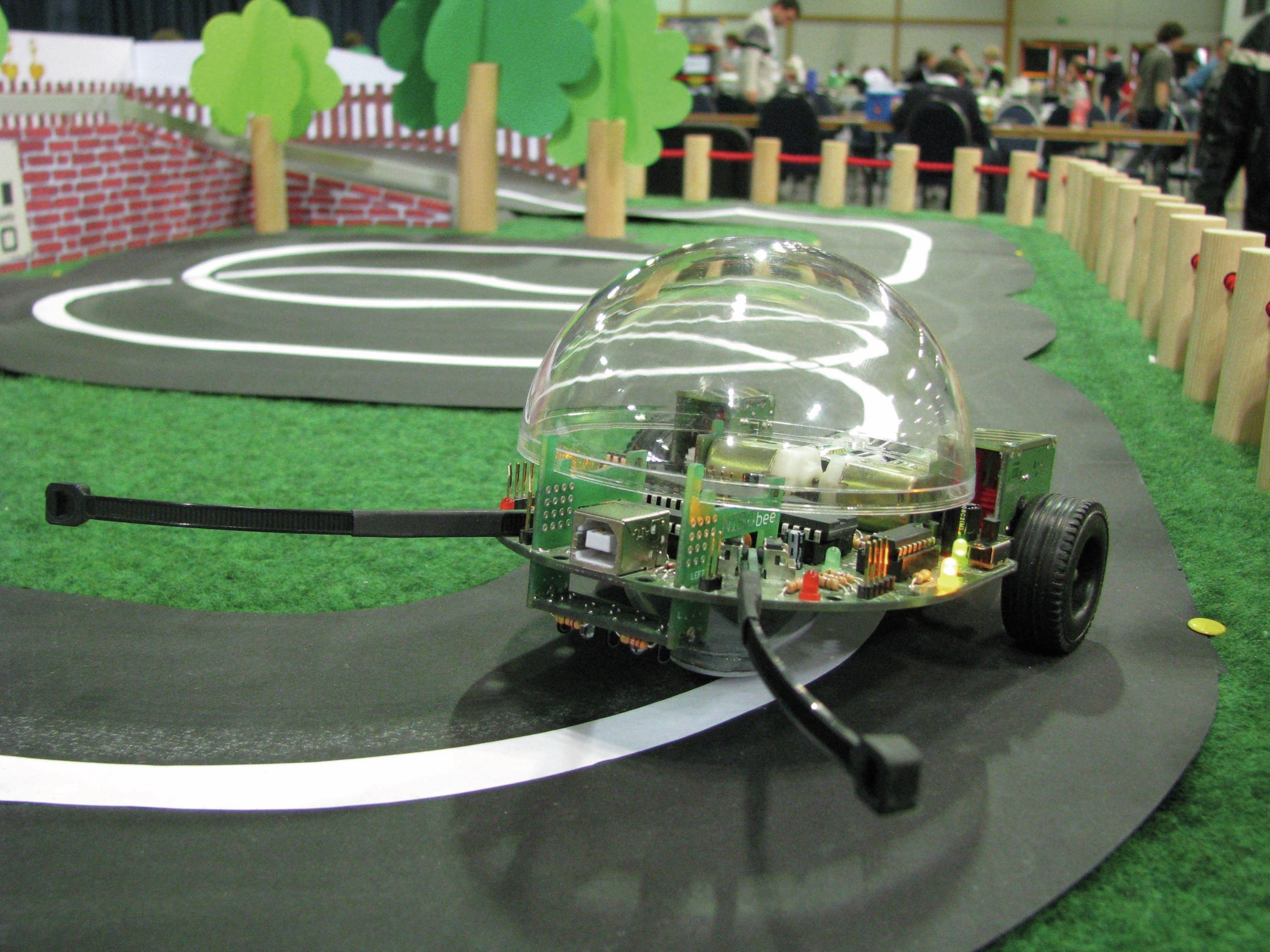 NIBOee Autonomer Roboterbausatz NIBO Roboterbausatz ee