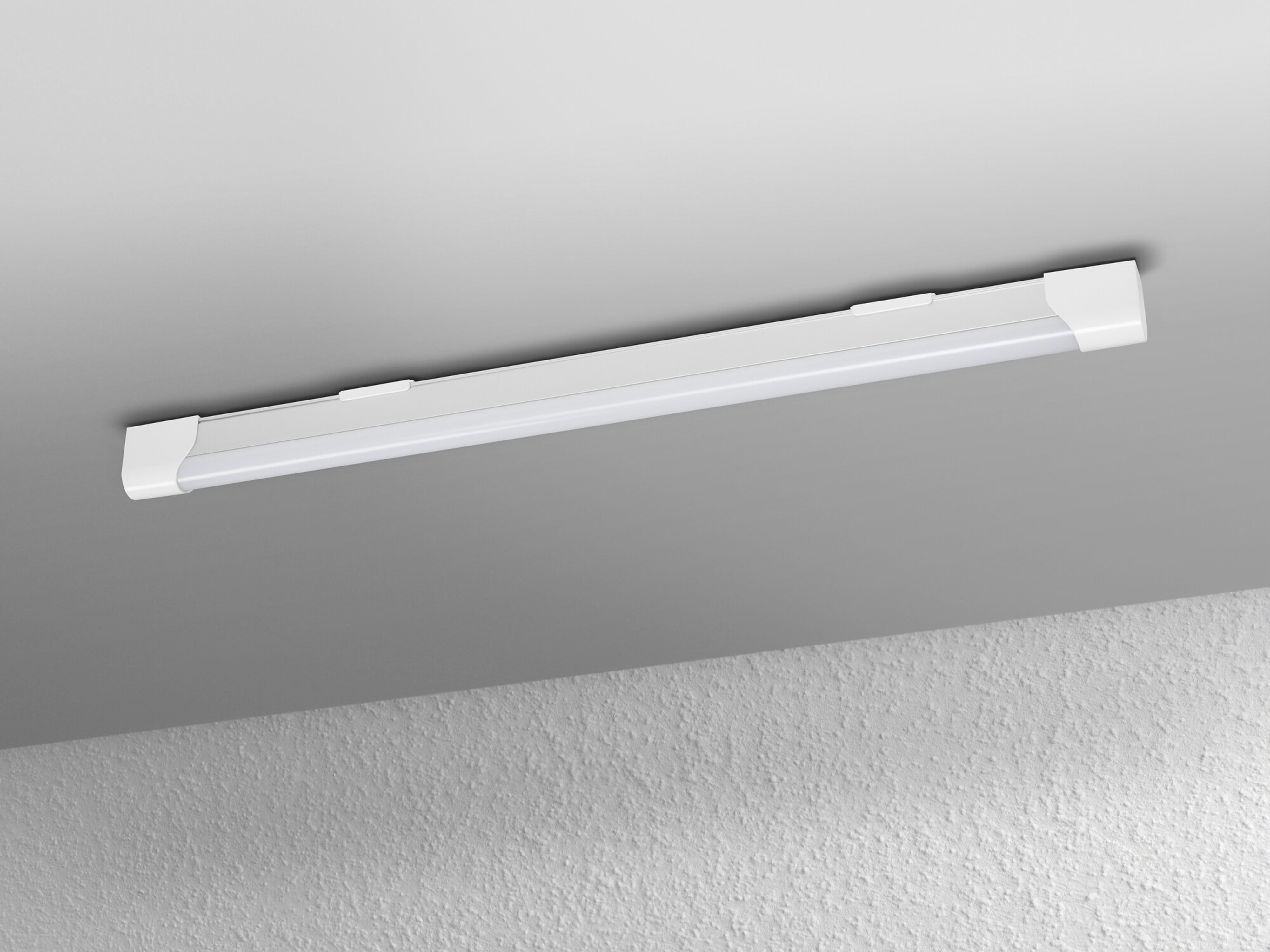 OSRAM LED-Lichtleiste, 10 W, 1000 lm, 4000 K, IP20, neutralweiß, 0,60m OSRAM LED-Lichtleiste, 10 W, 1000 lm, 4000 K, IP20, neutralweiß, 0,60m