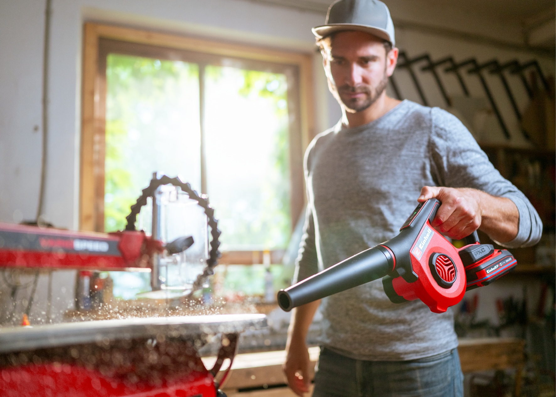 EINHELL Akku-Bläser TE-CB 18/270 Li, Solo EINHELL Akku-Bläser TE-Cb 18/270 Li, Solo