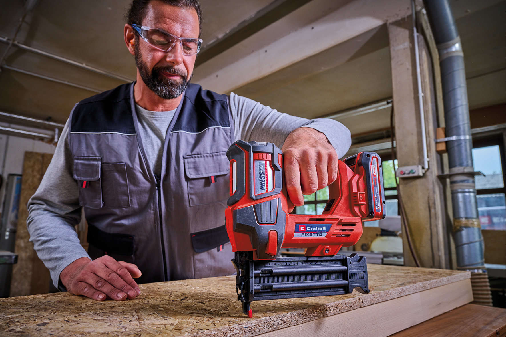 EINHELL PROFESSIONAL Akku-Nagler Fixetto 18/50 N, Solo + Systemkoffer E-Case S-F EINHELL PROFESSIONAL Akku-Nagler Fixetto 18/50 N, Solo + E-Box Koffer S-F