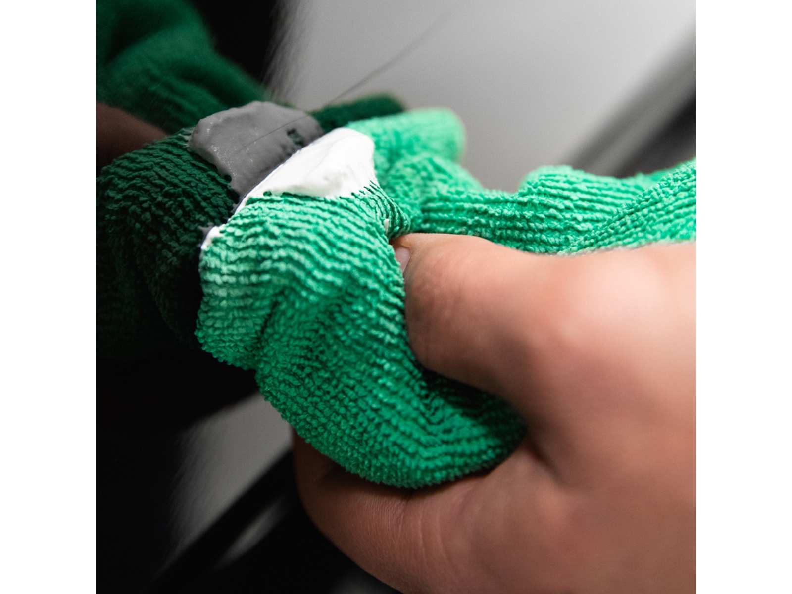 TURTLE WAX Kratzerentferner mit Politur 200 ml TURTLE WAX Kratzerentferner mit Politur 200 ml