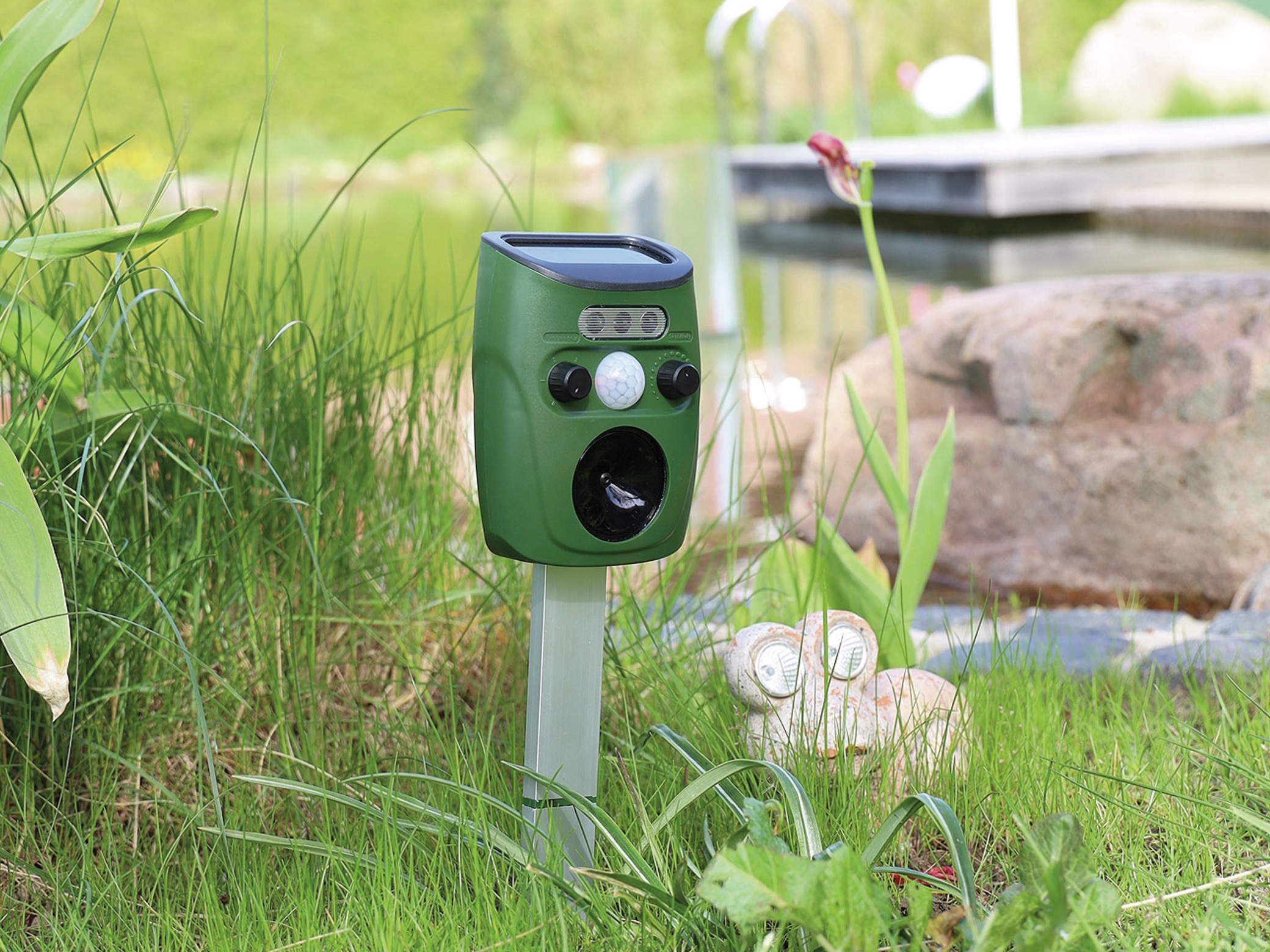 CHILITEC Ultraschall-Tierscheuche UTS Solar Pro, mit Bewegungsmelder