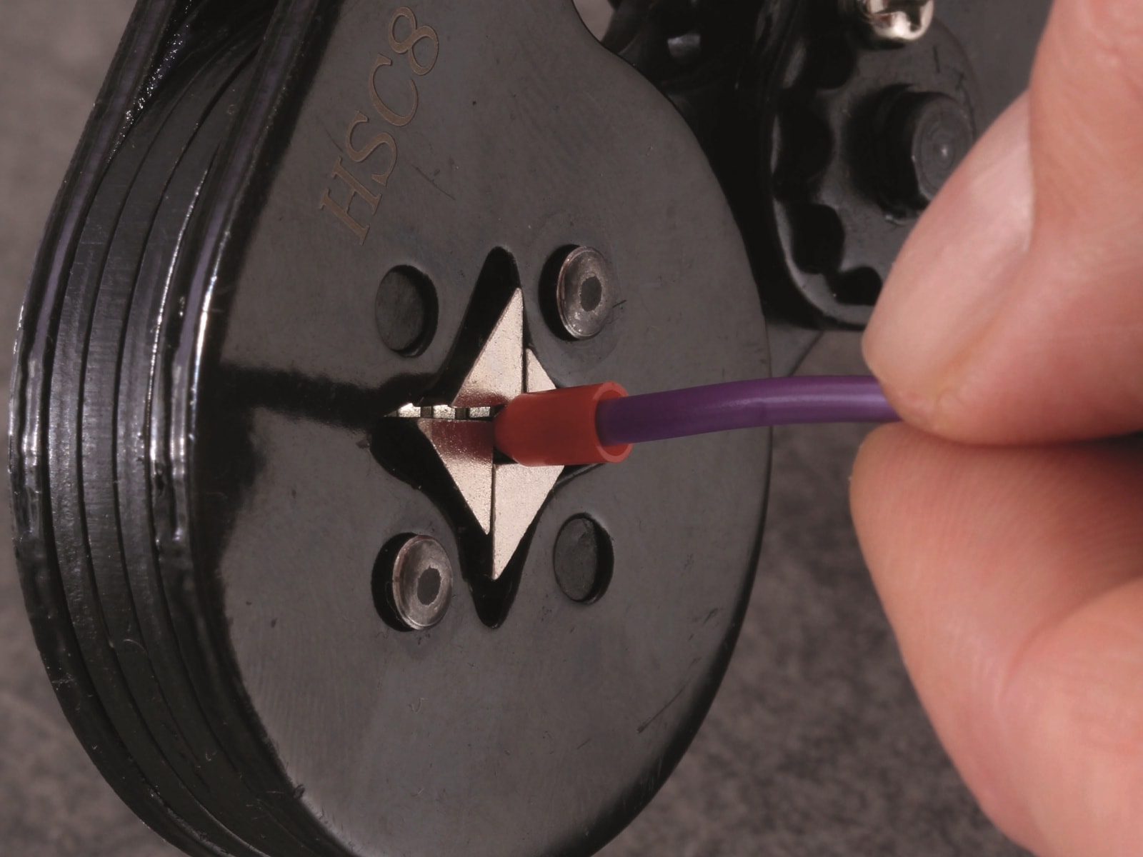 QUADRIOS Aderendhülse 22C426, 0,75 mm², Grau, Teilisoliert, 100 Stück QUADRIOS Aderendhülse, 22C426, 0,75 mm², Grau, Teilisoliert, 100 St.