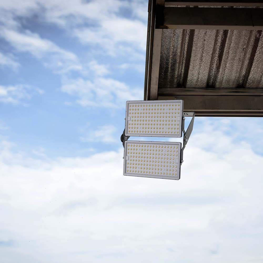 V-TAC LED-Fluter, VT-48500, EEK: D, 500W, 67500 lm, 6500 K, IP65, kaltweiß V-TAC LED-Fluter, VT-48500, EEK: D, 500W, 67500 lm, 6500 K, IP65, kaltweiß