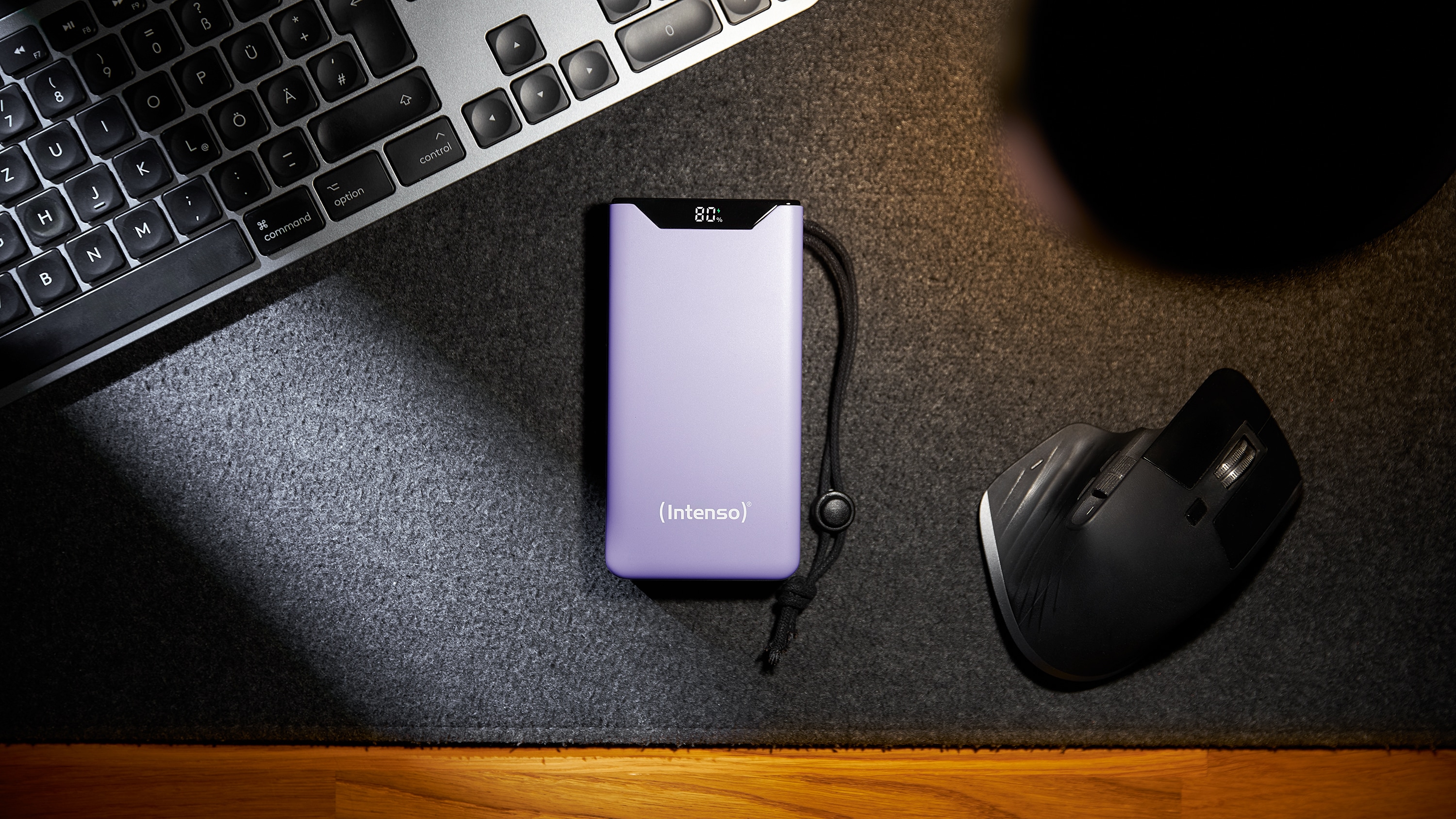 INTENSO USB Powerbank 7332053, F20000, 20.000mAh, 20 W, lila INTENSO USB Powerbank 7332053, F20000, 20.000mAh, 20 W, lila