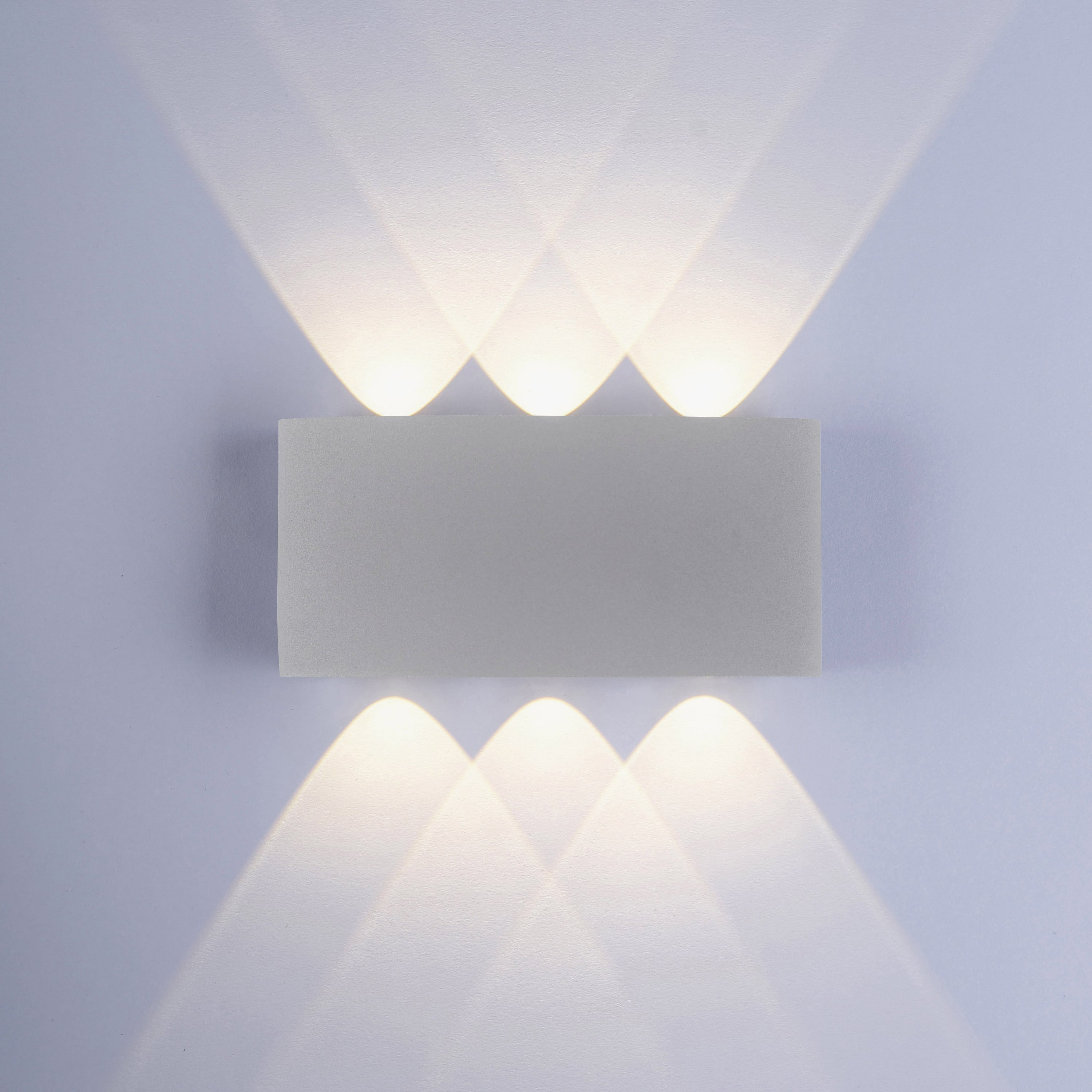 PAUL NEUHAUS LED-Wandleuchte 9488-21 silber, 4,8 W, 720 lm, 3000 K, IP54 PAUL NEUHAUS LED-Wandleuchte 9488-21 silber, 4,8 W, 720 lm, 3000 K, IP54