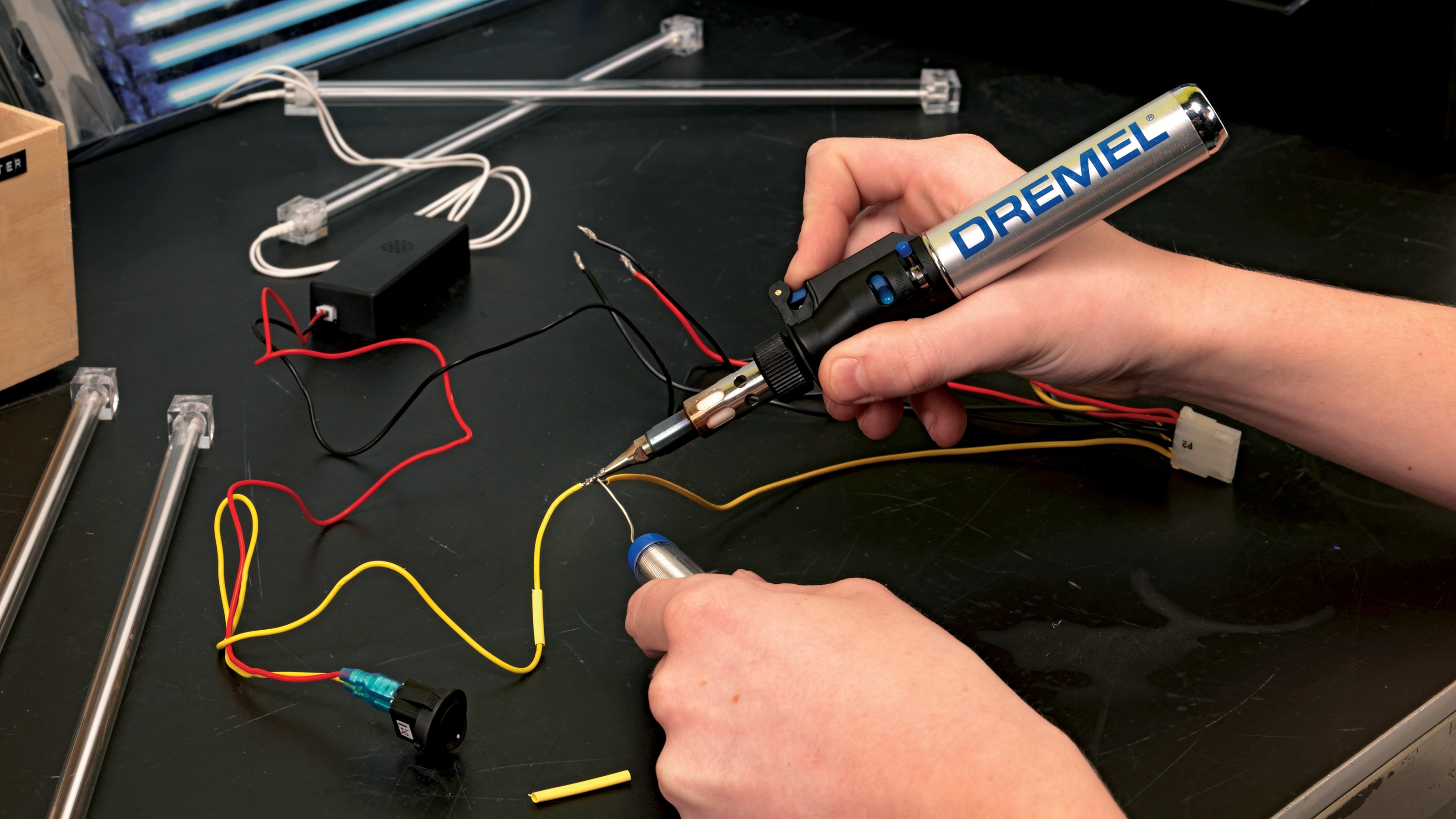 DREMEL Gas-Lötkolben, Versatip 2000-7, F0132000JD DREMELE Gas-Lötkolben, Versatip 2000-7, F0132000JD