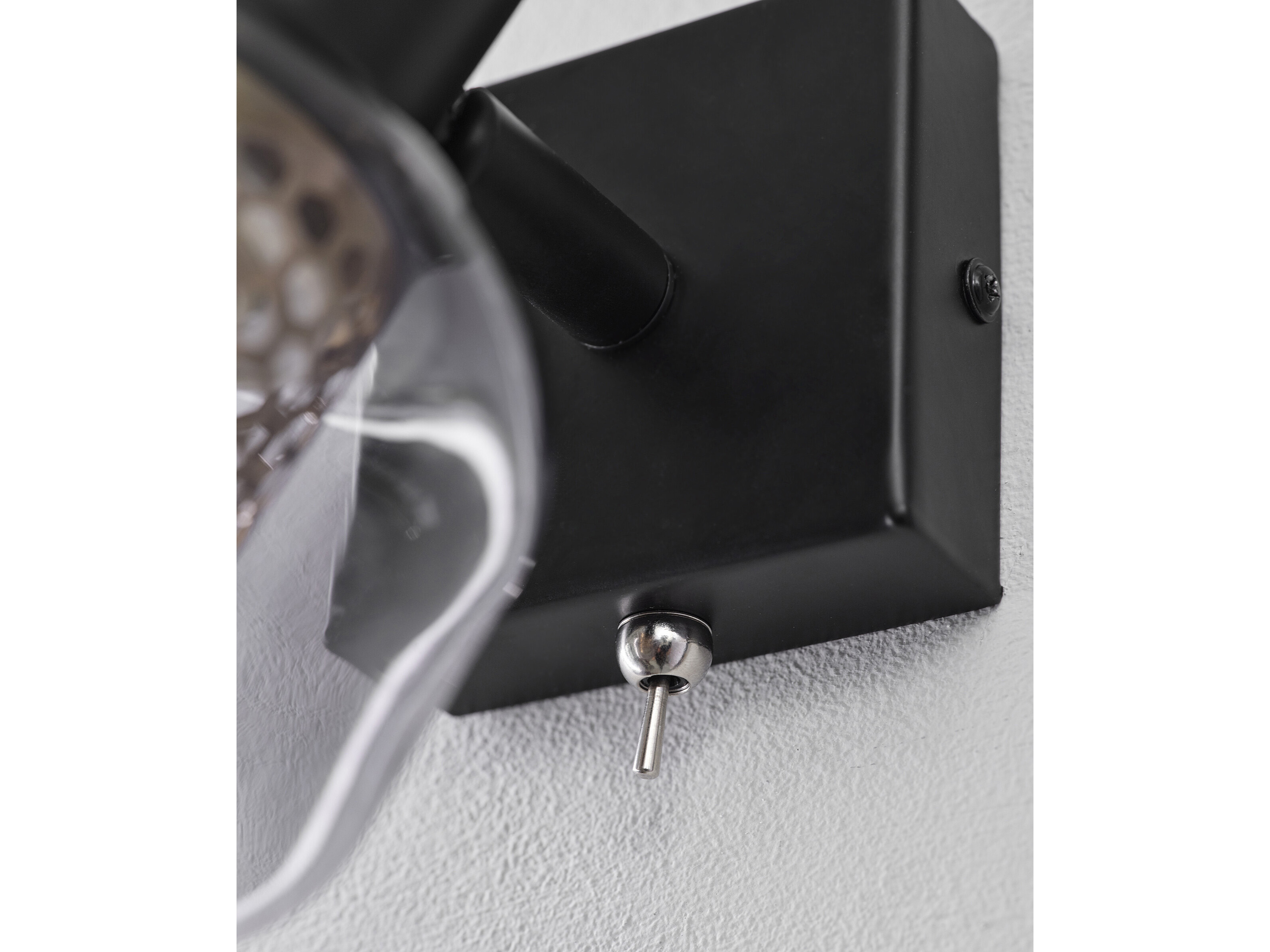 OSRAM Deckenanbau-Leuchte, E14, 2,8 W, 2700 K, 250 lm, IP20, goldenes Wabengitter, dimmbar OSRAM Deckenanbau-Leuchte, E14, 2,8 W, 2700 K, 250 lm, IP20, goldenes Wabengitter, dimmbar