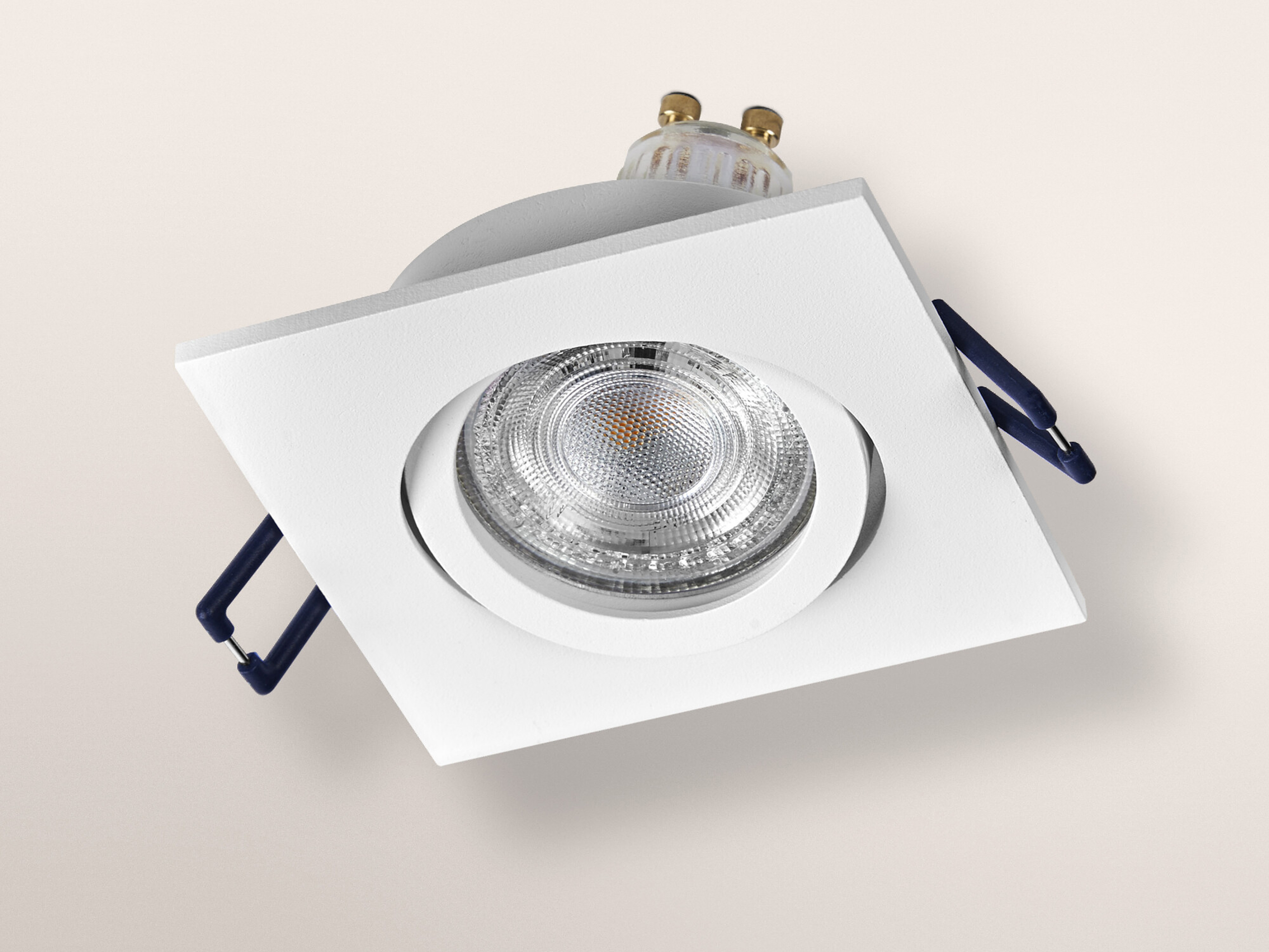 OSRAM LED-Einbauleuchte, GU10, 4,5W, 2700K, 400lm, warmweiß, IP20, weiß, 3er Set OSRAM LED-Einbauleuchte, GU10, 4,5W, 2700K, 400lm, warmweiß, IP20, weiß, 3er Set