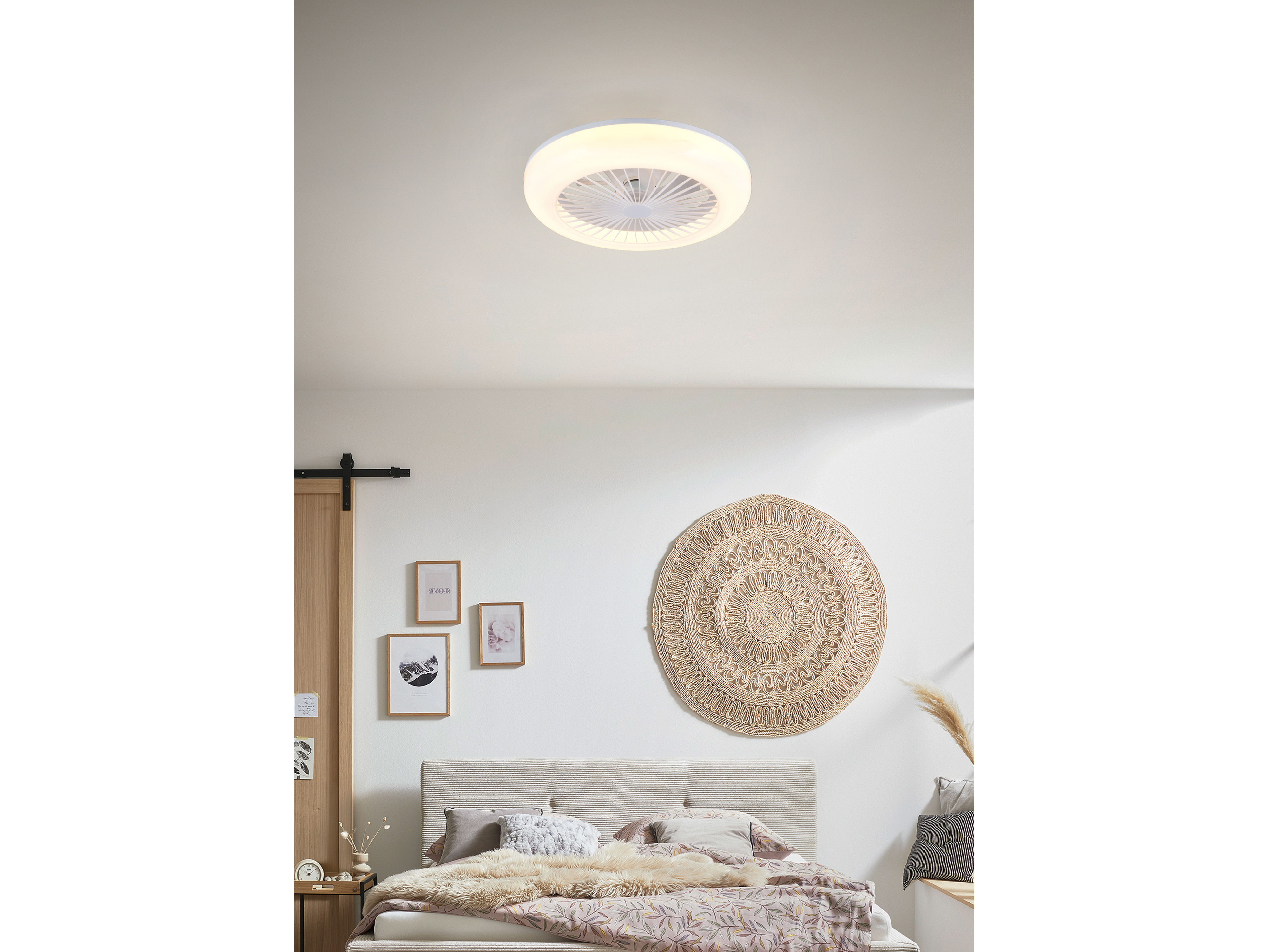 REALITY LED-Deckenleuchte mit Ventilator Mora R64032101, 23W, 2700... 6000K, 1800lm, CCT, IP20, weiß REALITY LED-Deckenleuchte mit Ventilator Mora R64032101, 23W, 2700... 6000K, 1800lm, CCT, IP20, weiß